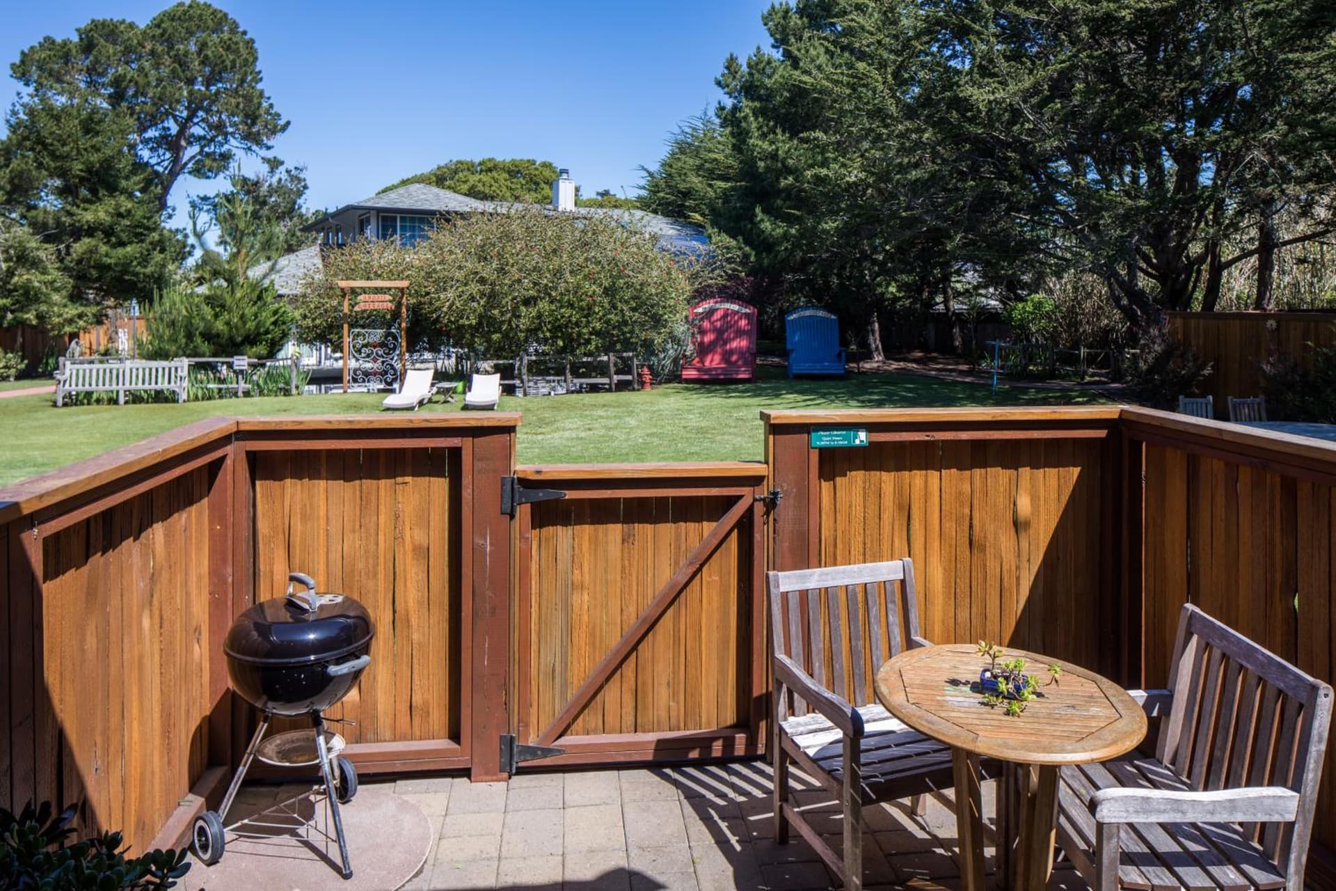 Andril Fireplace Cottages gallery photo in Pacific Grove, CA — image 18