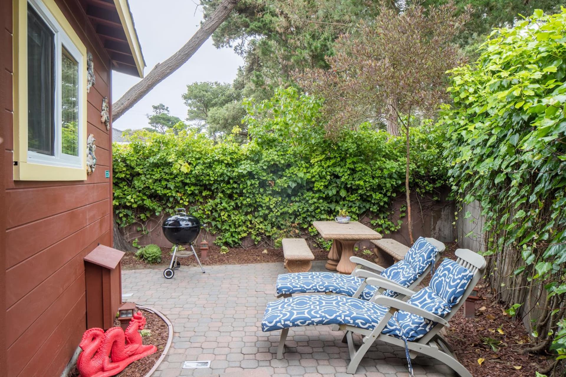 Andril Fireplace Cottages gallery photo in Pacific Grove, CA — image 78