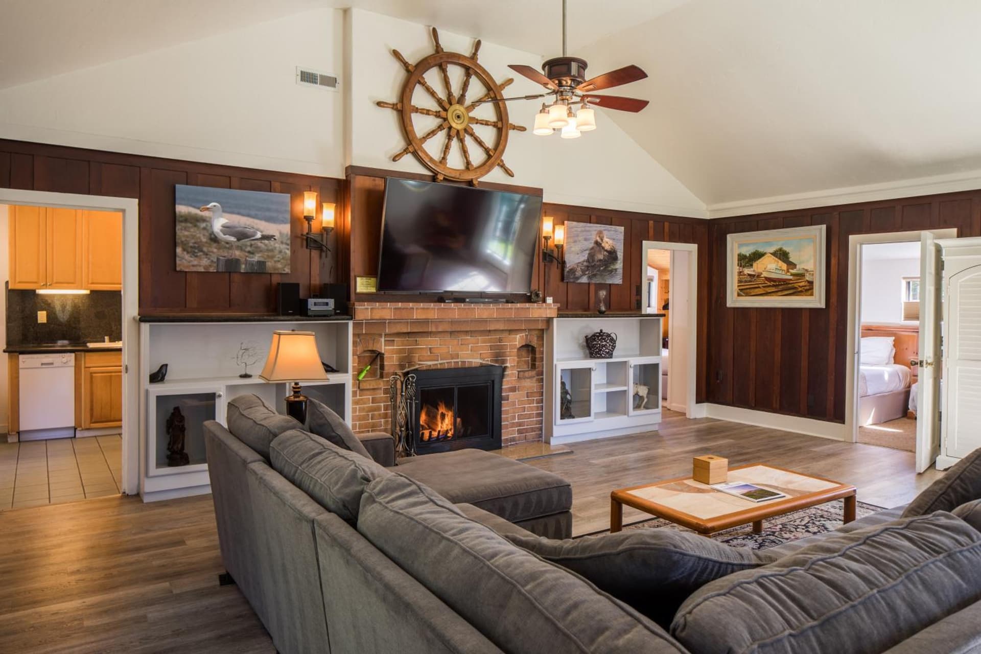 Andril Fireplace Cottages gallery photo in Pacific Grove, CA — image 21