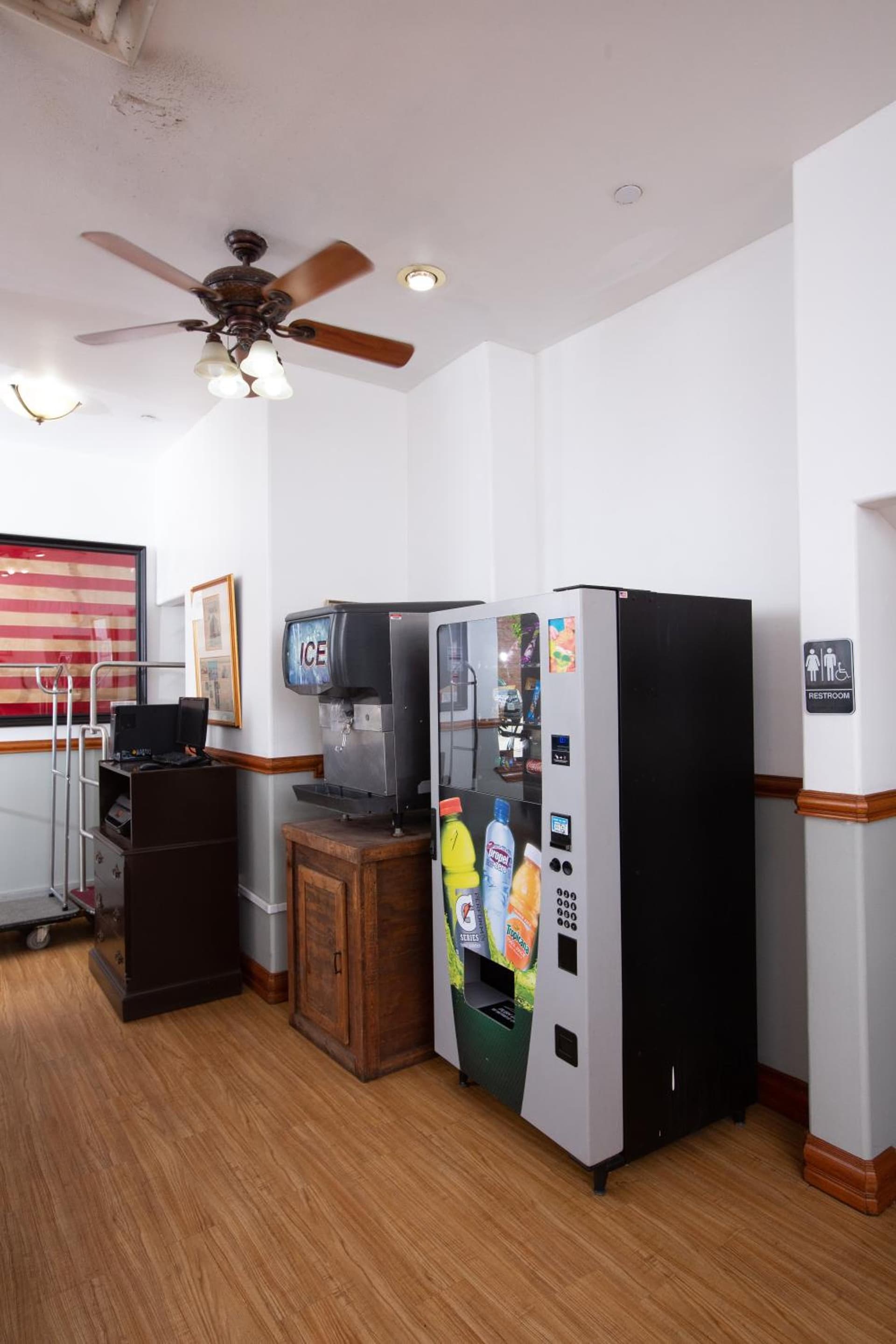 The Rialto Hotel gallery photo in Laredo, TX — image 16