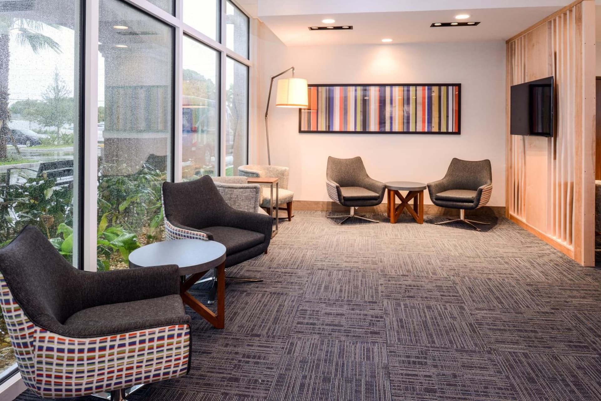 Holiday Inn Express & Suites - St. Petersburg - Madeira Beach by IHG gallery photo in St Petersburg, FL — image 21