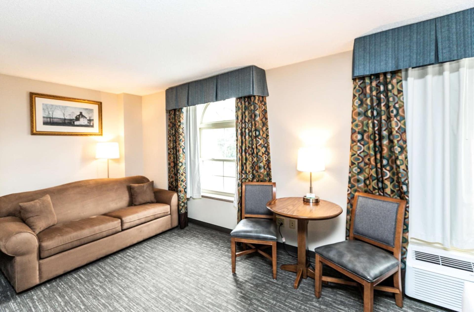 SureStay Plus by Best Western Elizabethtown Lancaster gallery photo in Elizabethtown, PA — image 13