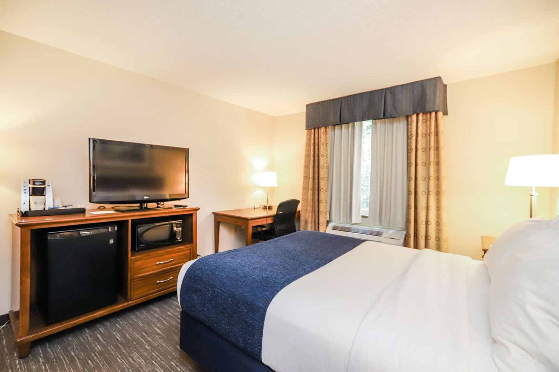 SureStay Plus by Best Western Elizabethtown Lancaster gallery photo in Elizabethtown, PA — image 61