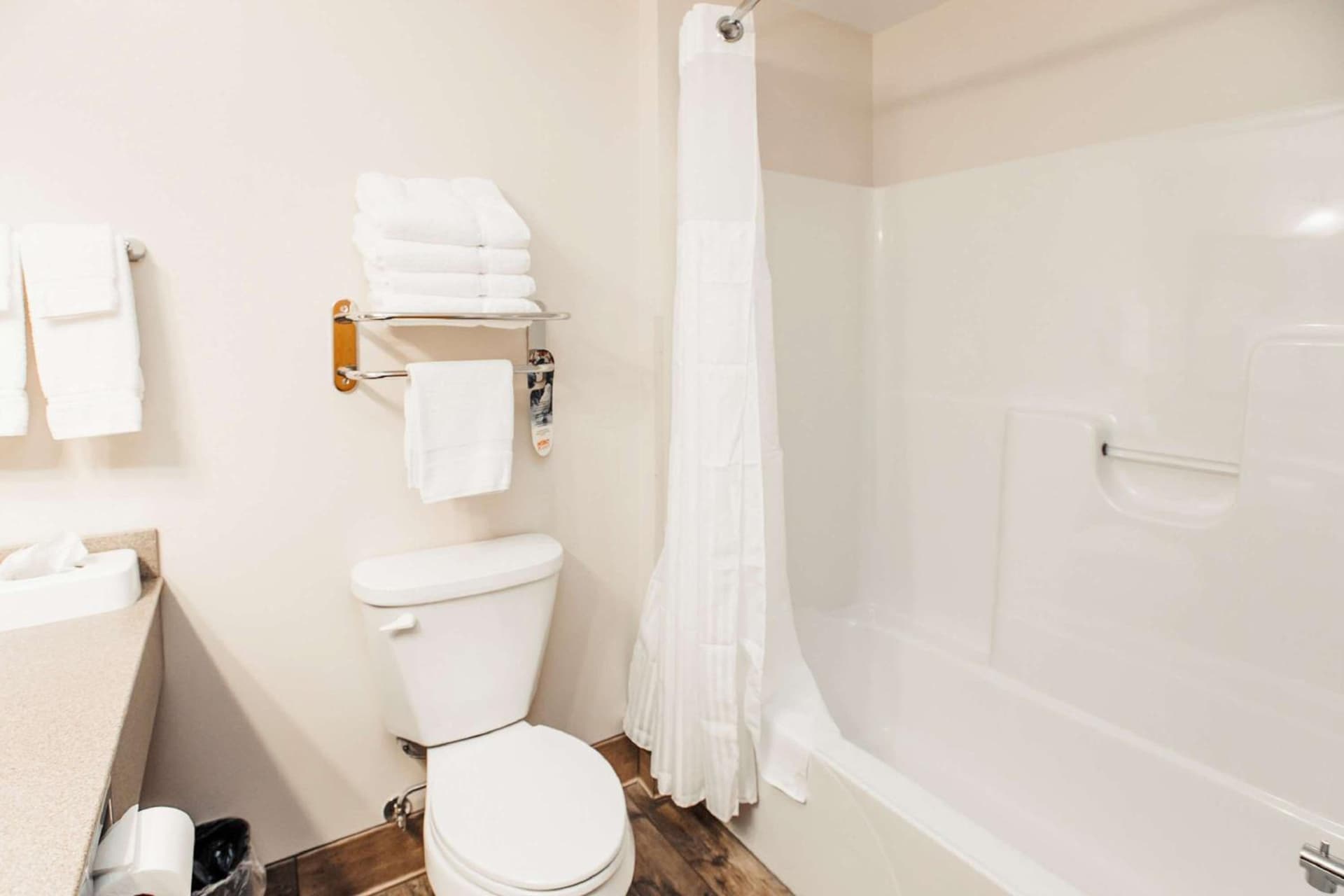 SureStay Plus by Best Western Elizabethtown Lancaster gallery photo in Elizabethtown, PA — image 51