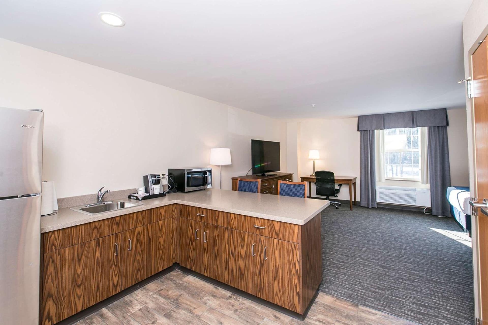 SureStay Plus by Best Western Elizabethtown Lancaster gallery photo in Elizabethtown, PA — image 32