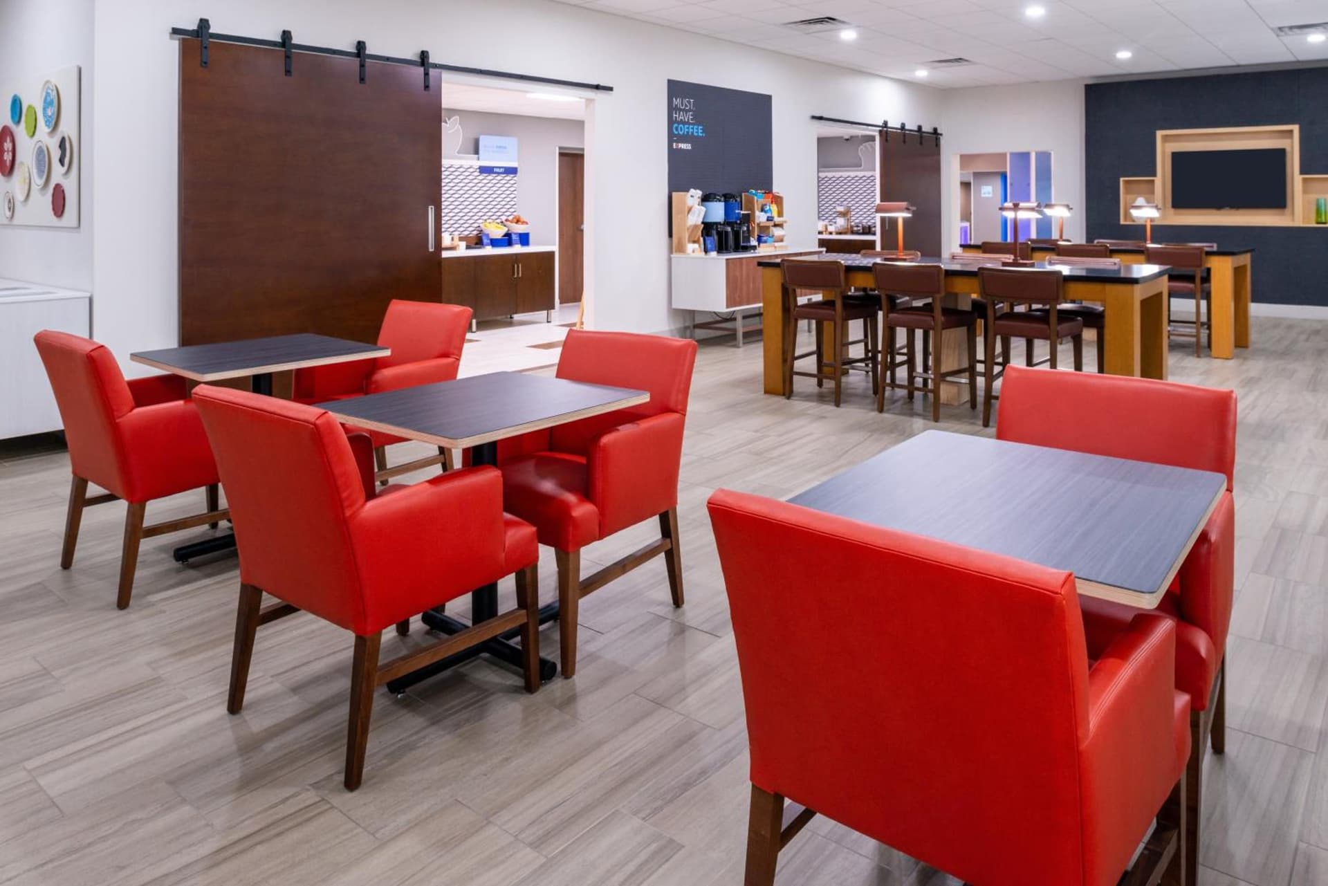 Holiday Inn Express & Suites - Shreveport - Downtown by IHG gallery photo in Shreveport, LA — image 6