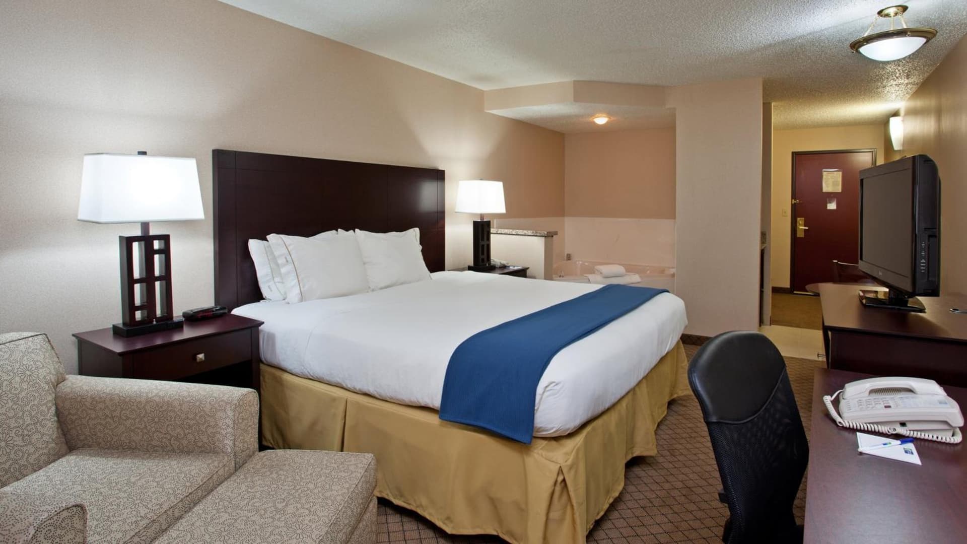 Holiday Inn Express Grove City - Premium Outlet Mall by IHG gallery photo in Grove City, PA — image 28