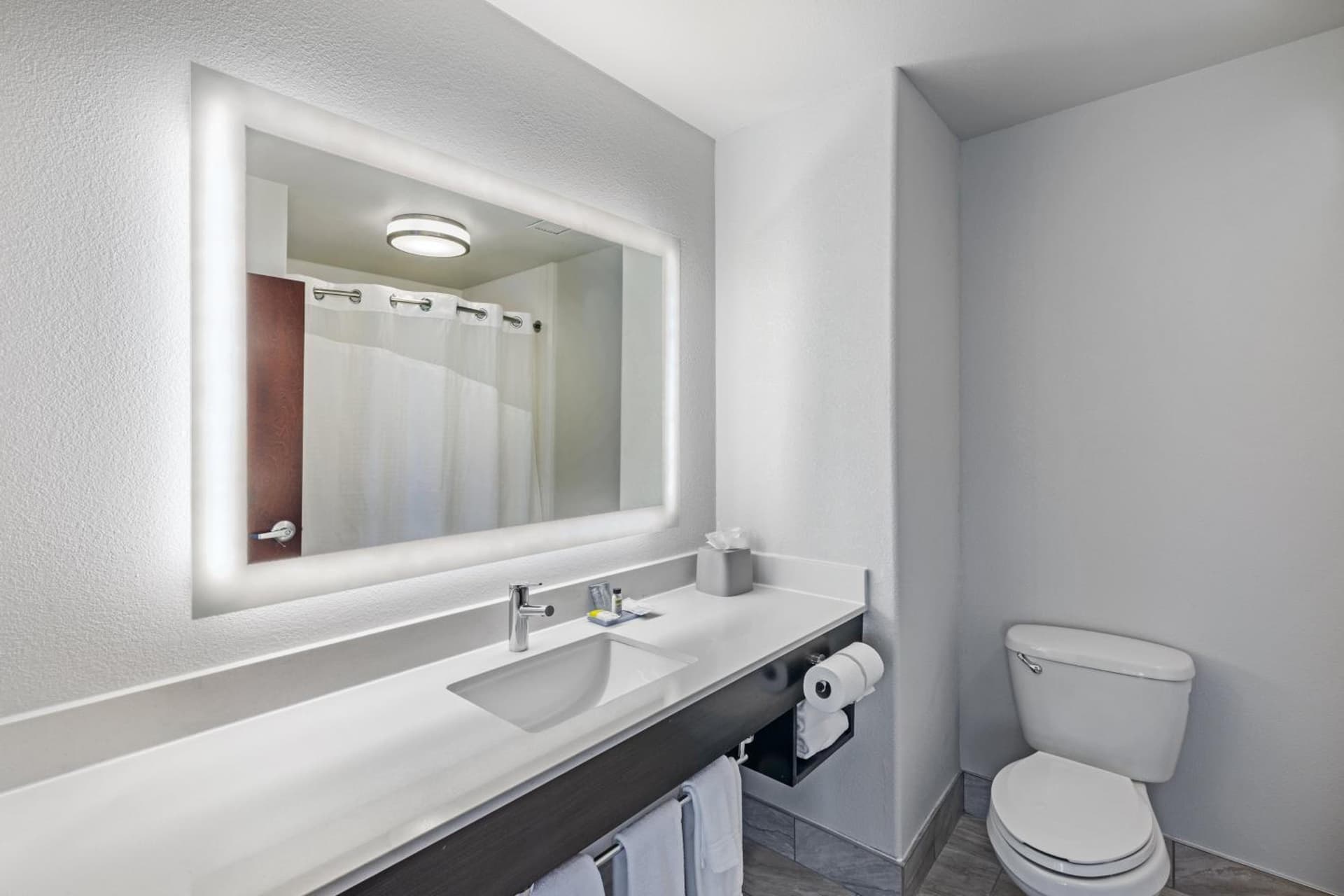 Holiday Inn Express Guymon by IHG property views in Guymon, OK — gallery photo 3