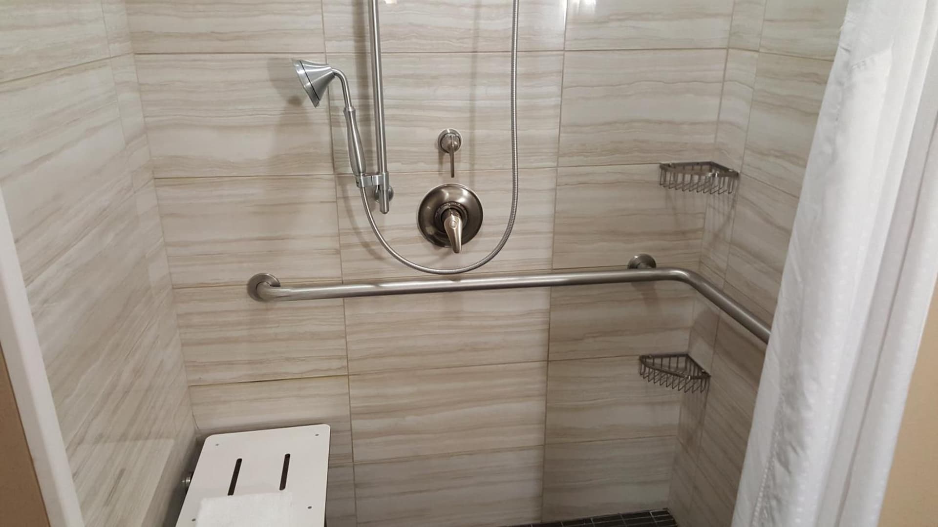 Holiday Inn Express and Suites Atascocita - Humble - Kingwood by IHG gallery photo in Humble, TX — image 44