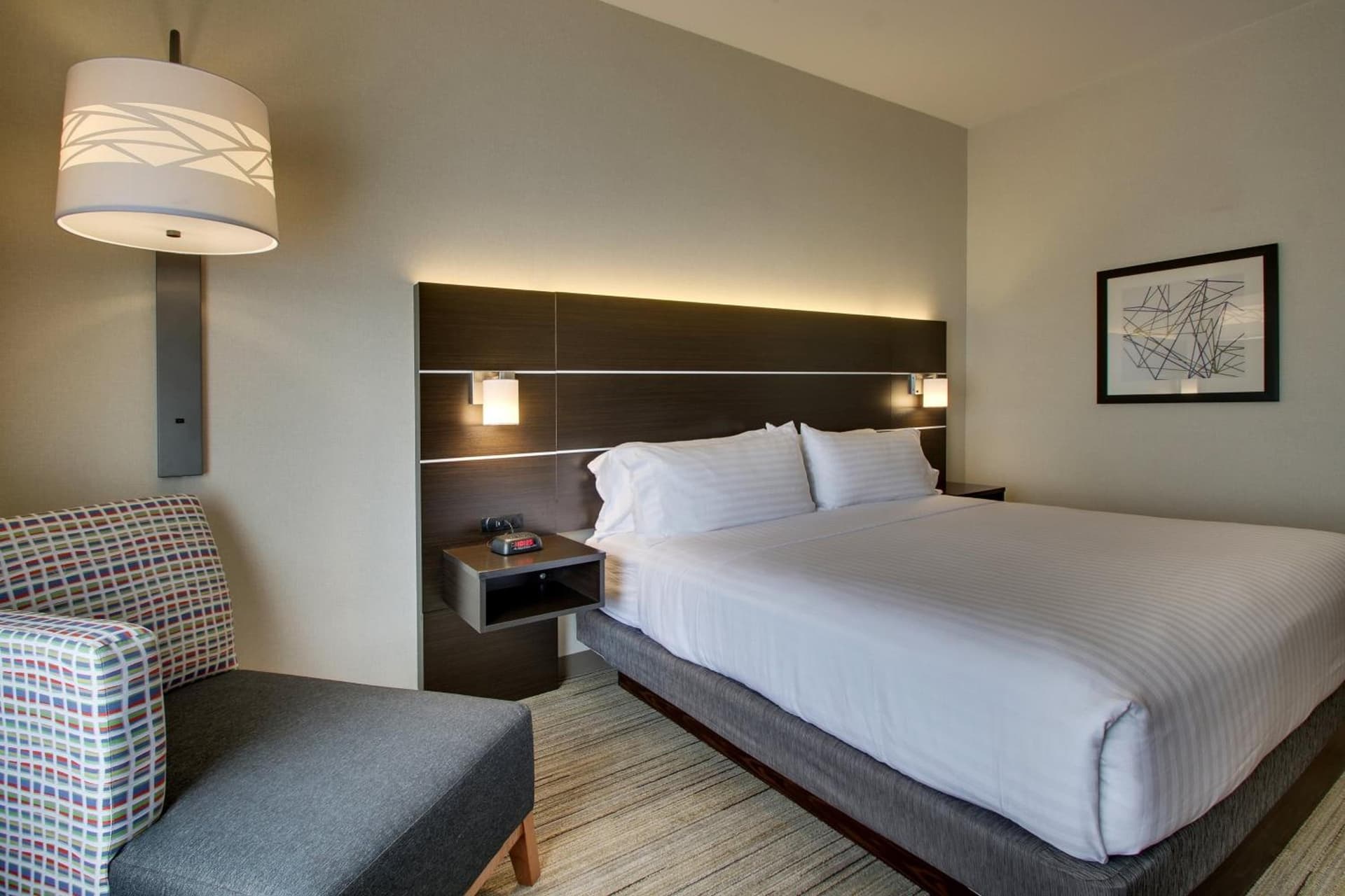 Holiday Inn Express Hotel & Suites Morris by IHG gallery photo in Morris, IL — image 16