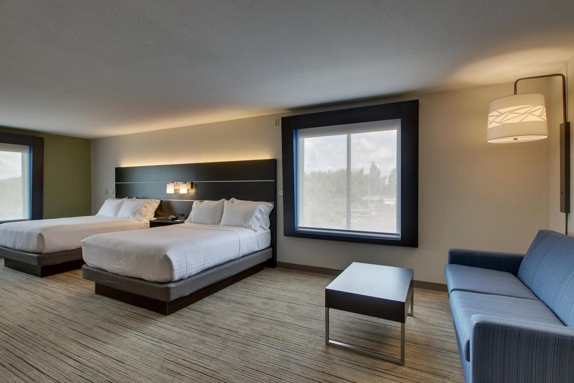 Holiday Inn Express Hotel & Suites Morris by IHG gallery photo in Morris, IL — image 52
