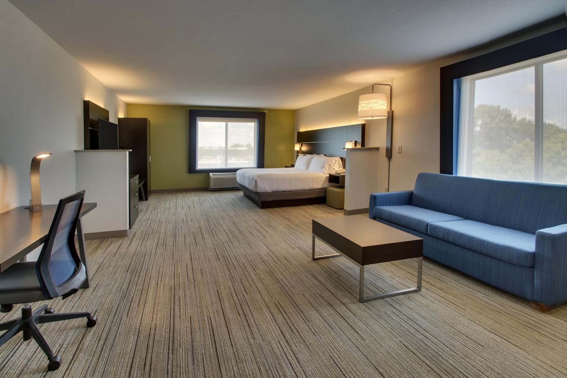 Holiday Inn Express Hotel & Suites Morris by IHG gallery photo in Morris, IL — image 31