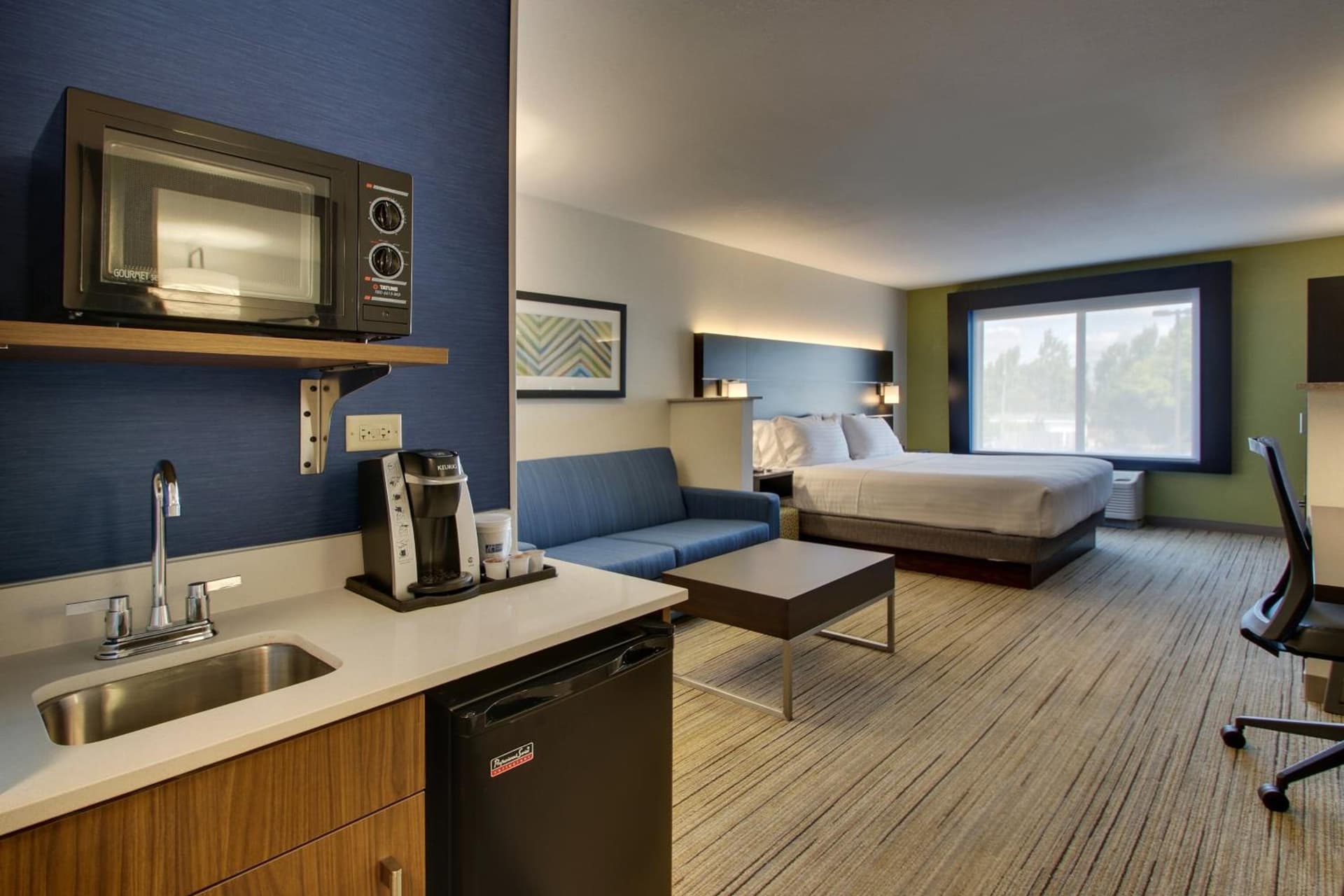 Holiday Inn Express Hotel & Suites Morris by IHG gallery photo in Morris, IL — image 10