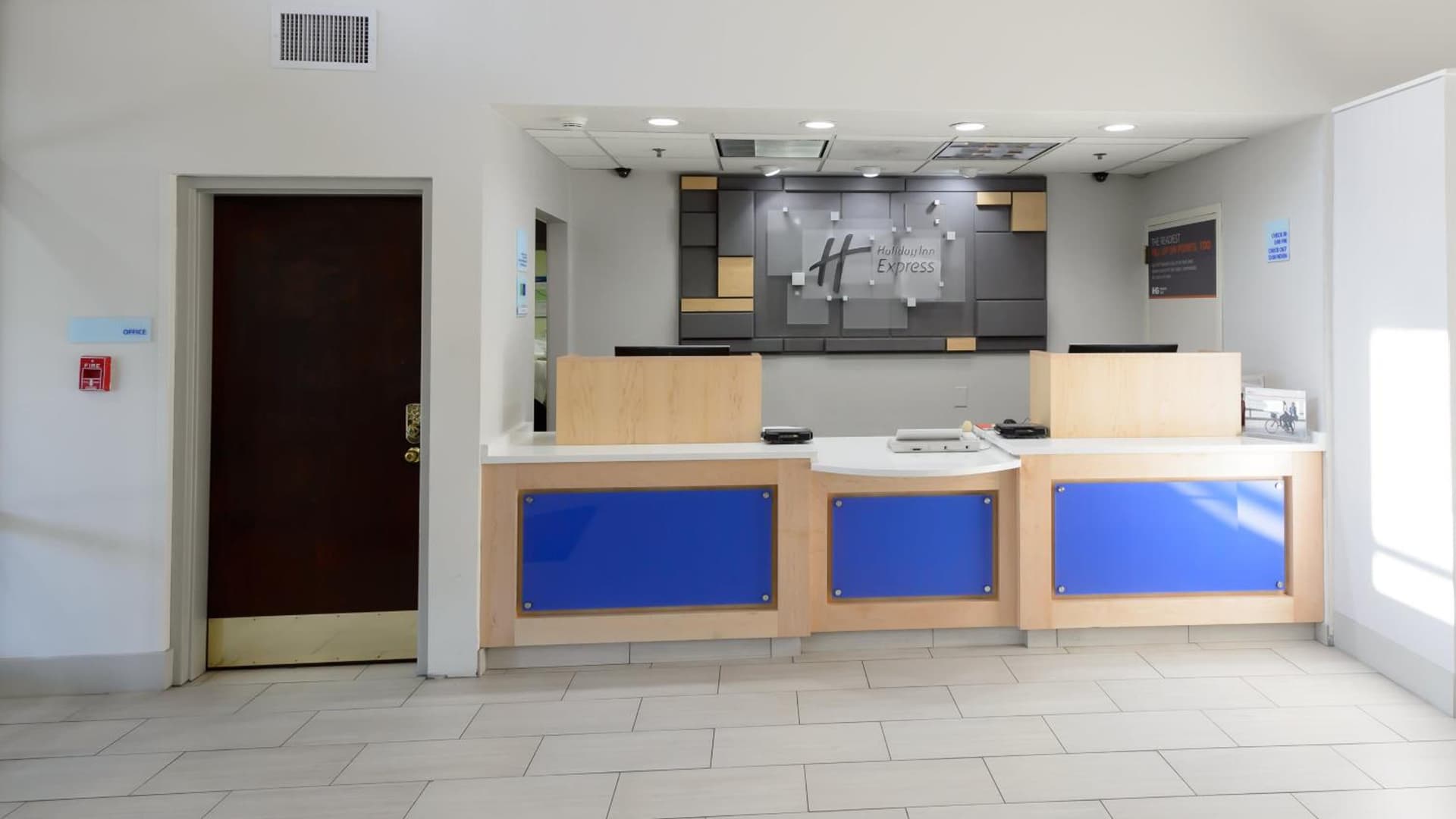 Holiday Inn Express Hillsborough-Durham Area by IHG gallery photo in Hillsborough, NC — image 12