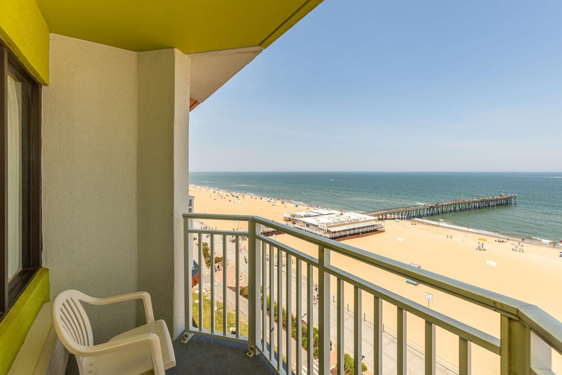 Sandcastle Resort gallery photo in Virginia Beach, VA — image 41