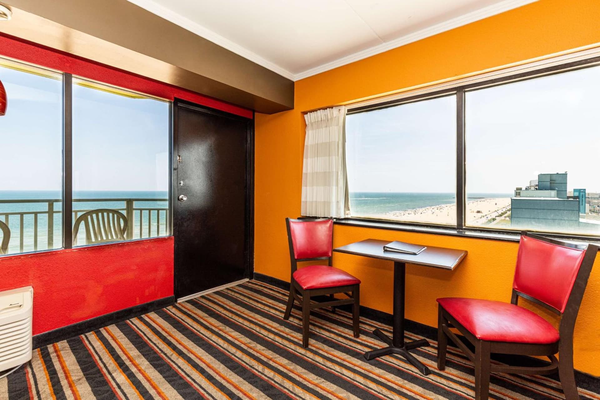 Sandcastle Resort gallery photo in Virginia Beach, VA — image 38