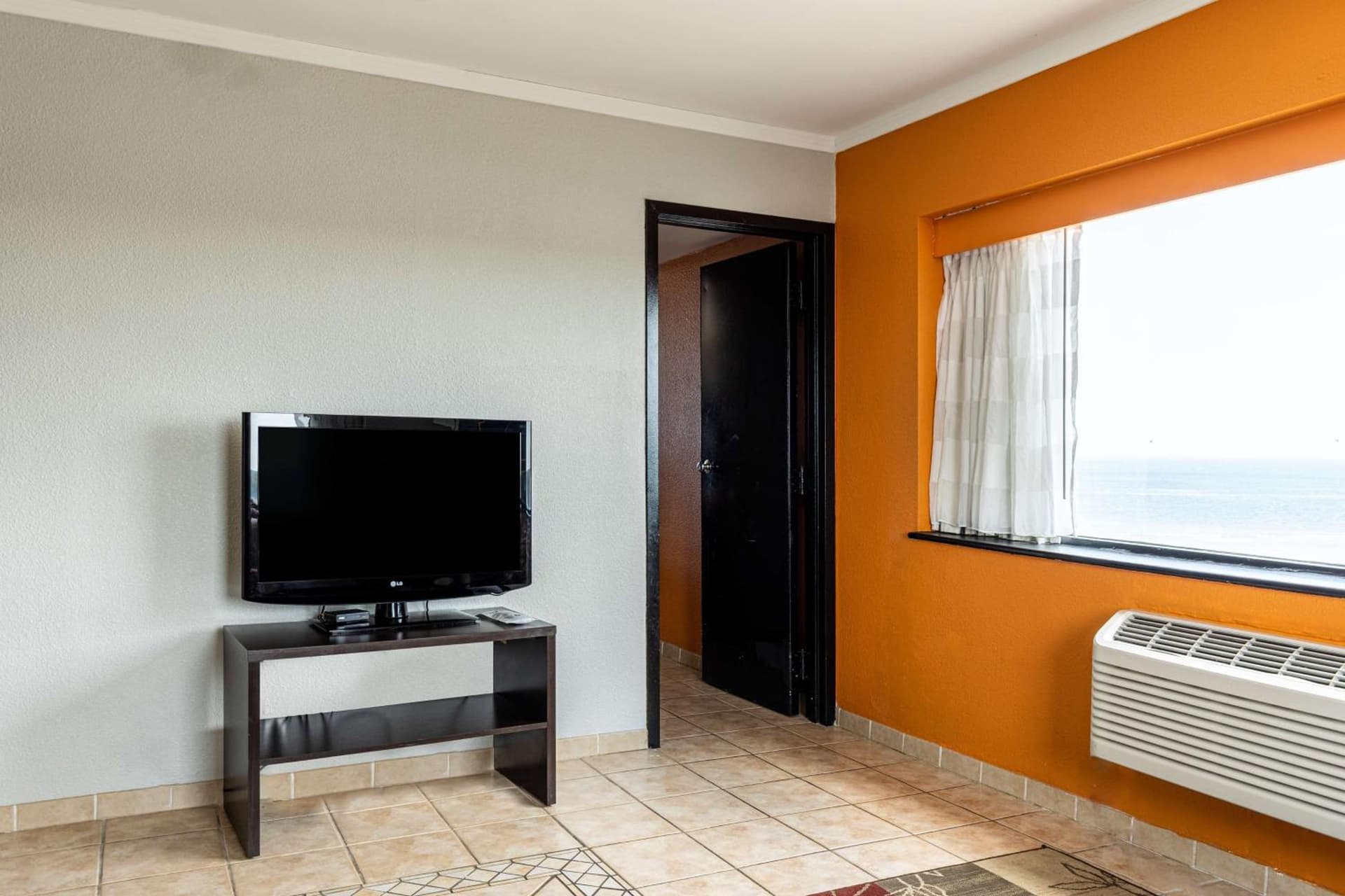 Sandcastle Resort gallery photo in Virginia Beach, VA — image 90
