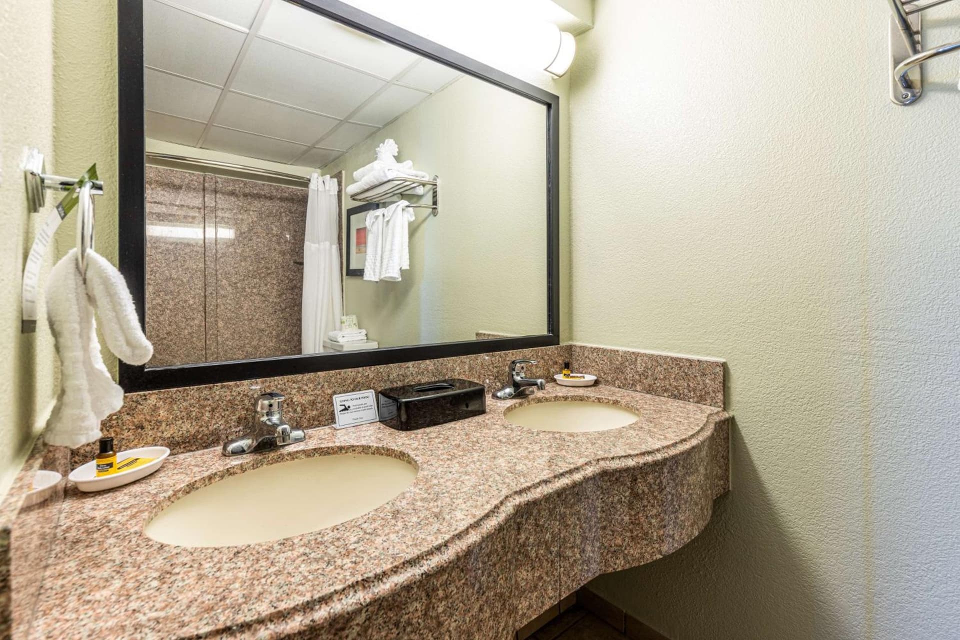 Sandcastle Resort gallery photo in Virginia Beach, VA — image 105