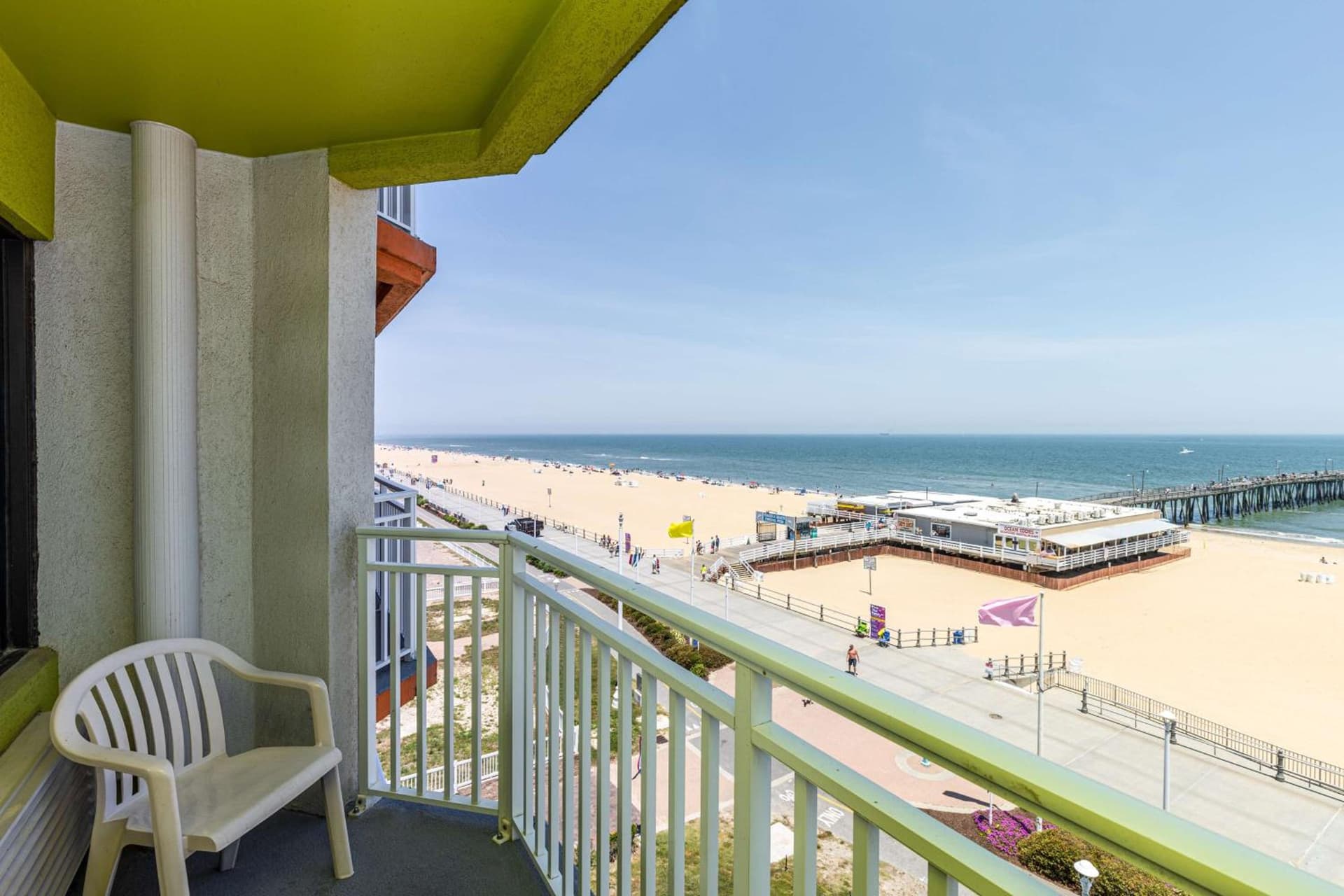Sandcastle Resort gallery photo in Virginia Beach, VA — image 4
