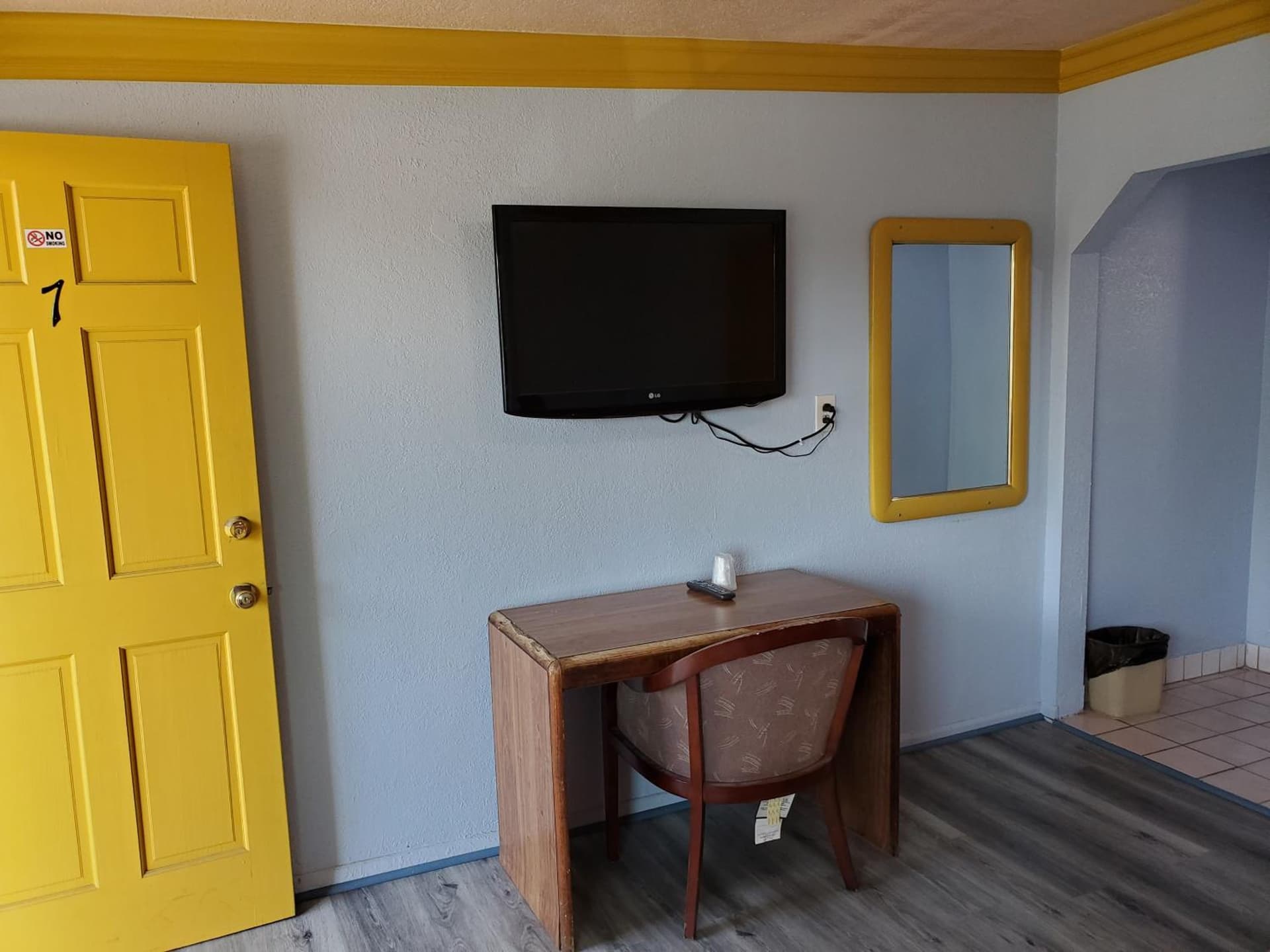 Rose motel gallery photo in Compton, CA — image 15