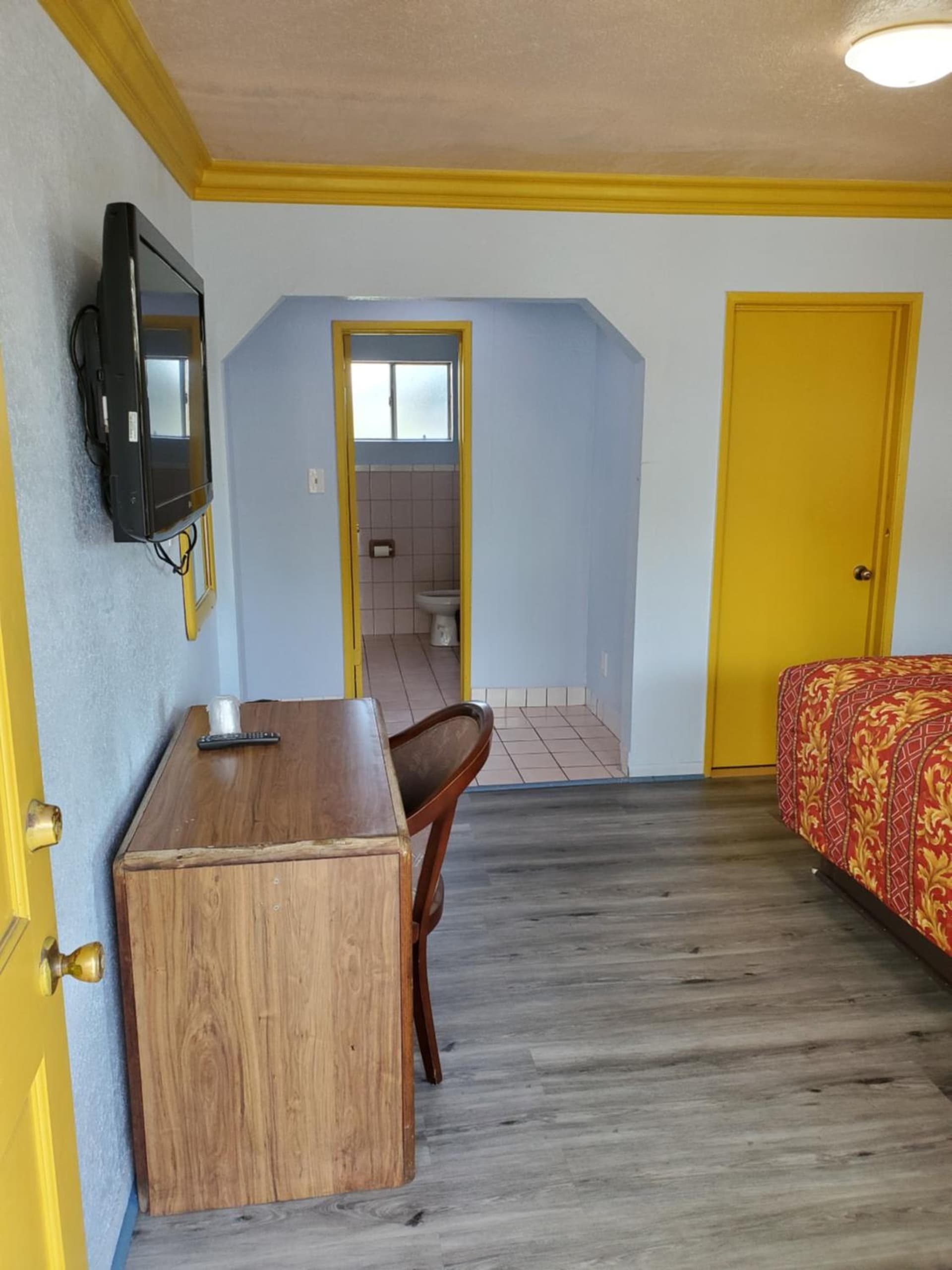 Rose motel gallery photo in Compton, CA — image 19