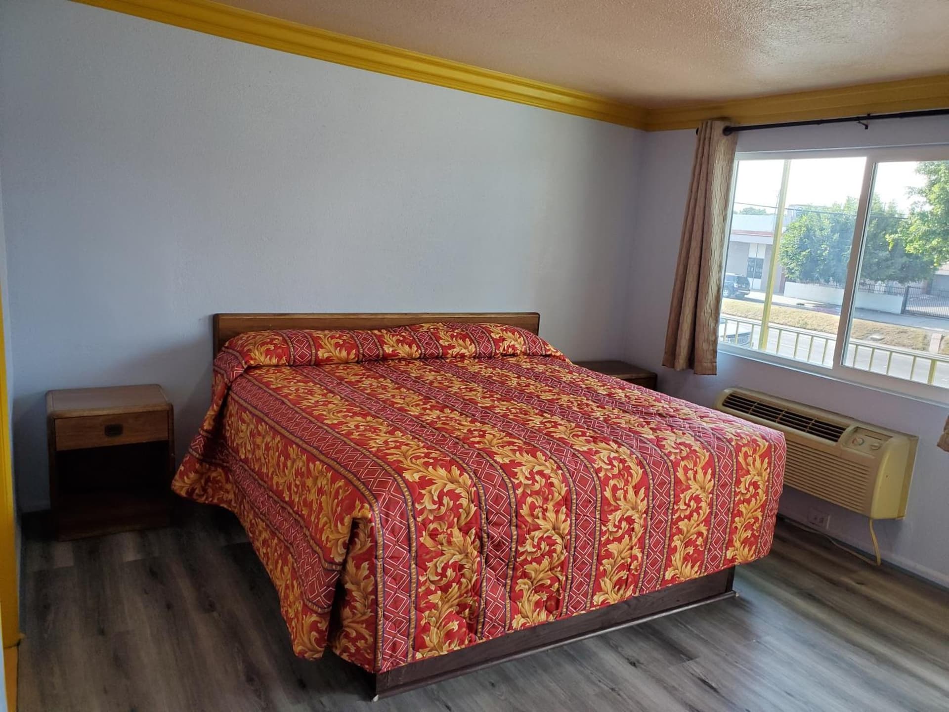 Rose motel gallery photo in Compton, CA — image 27