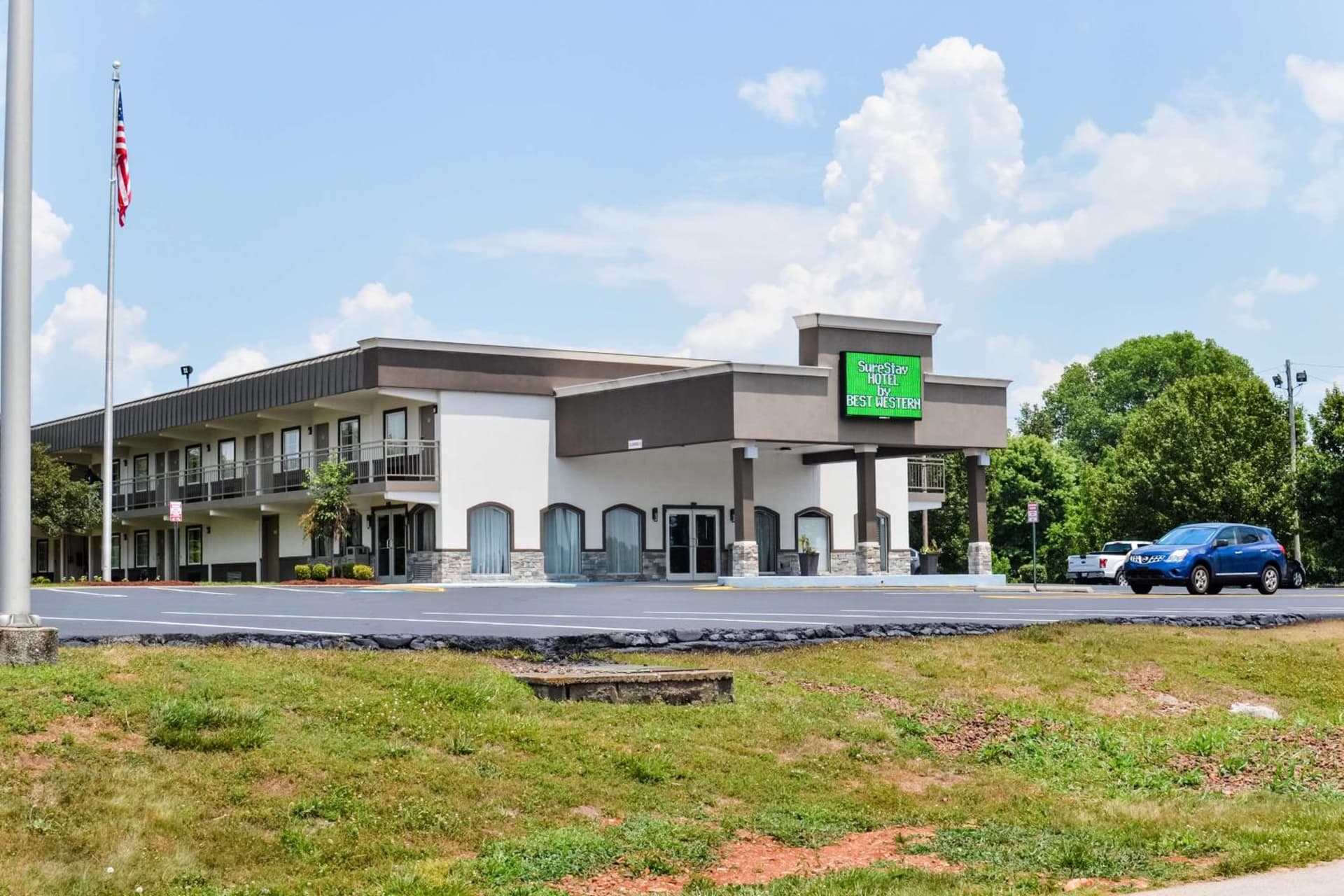 SureStay Hotel by Best Western Bowling Green North featured exterior or lobby in Bowling Green, KY — similar hotel