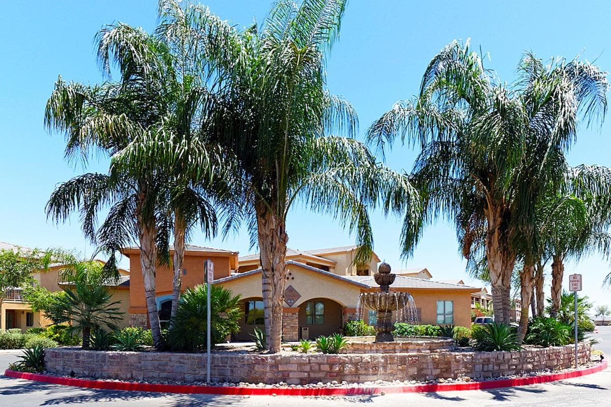 Siegel Select Casa Grande property views in Casa Grande, AZ — gallery photo 3