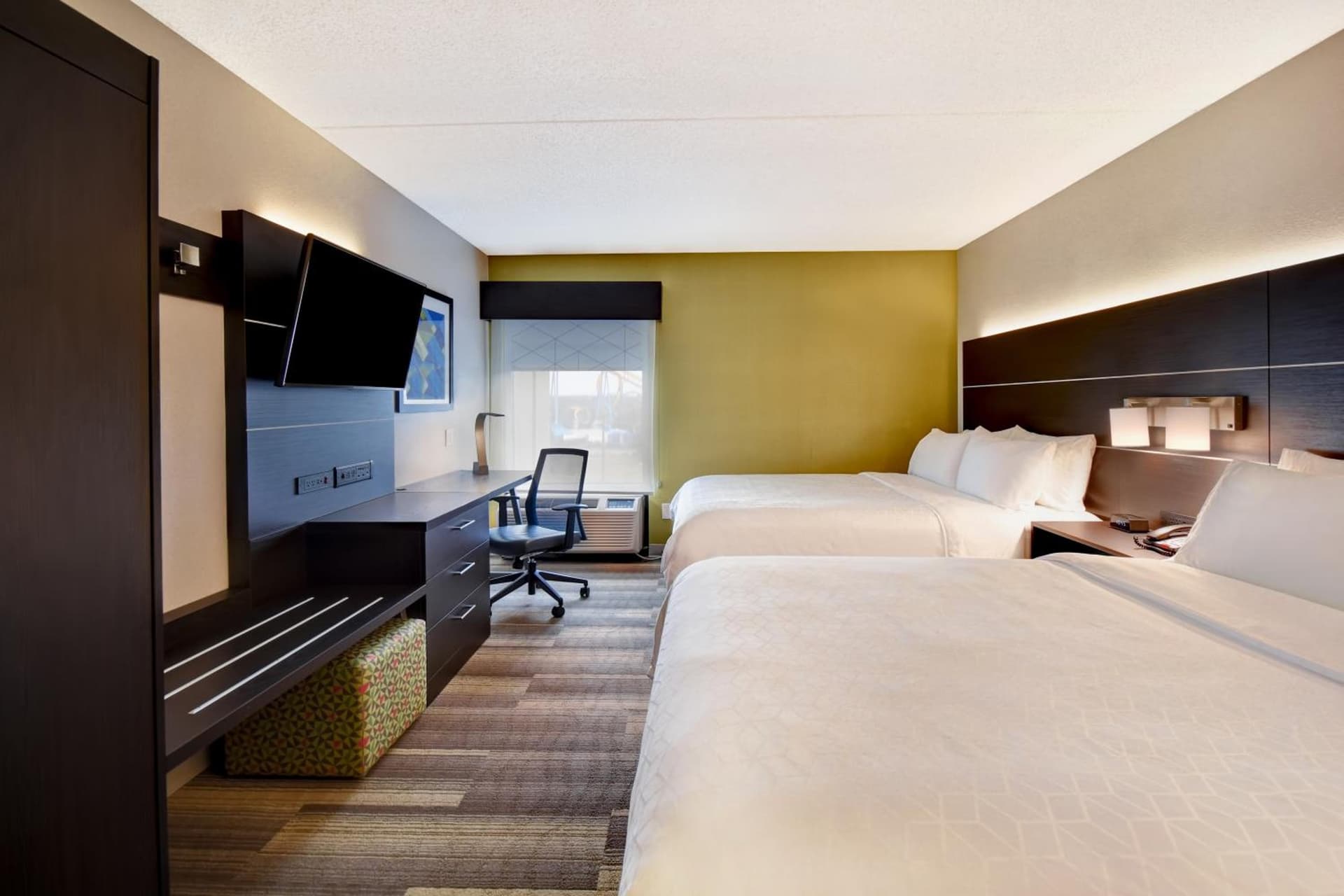 Holiday Inn Express & Suites Allentown-Dorney Park Area by IHG gallery photo in Allentown, PA — image 43