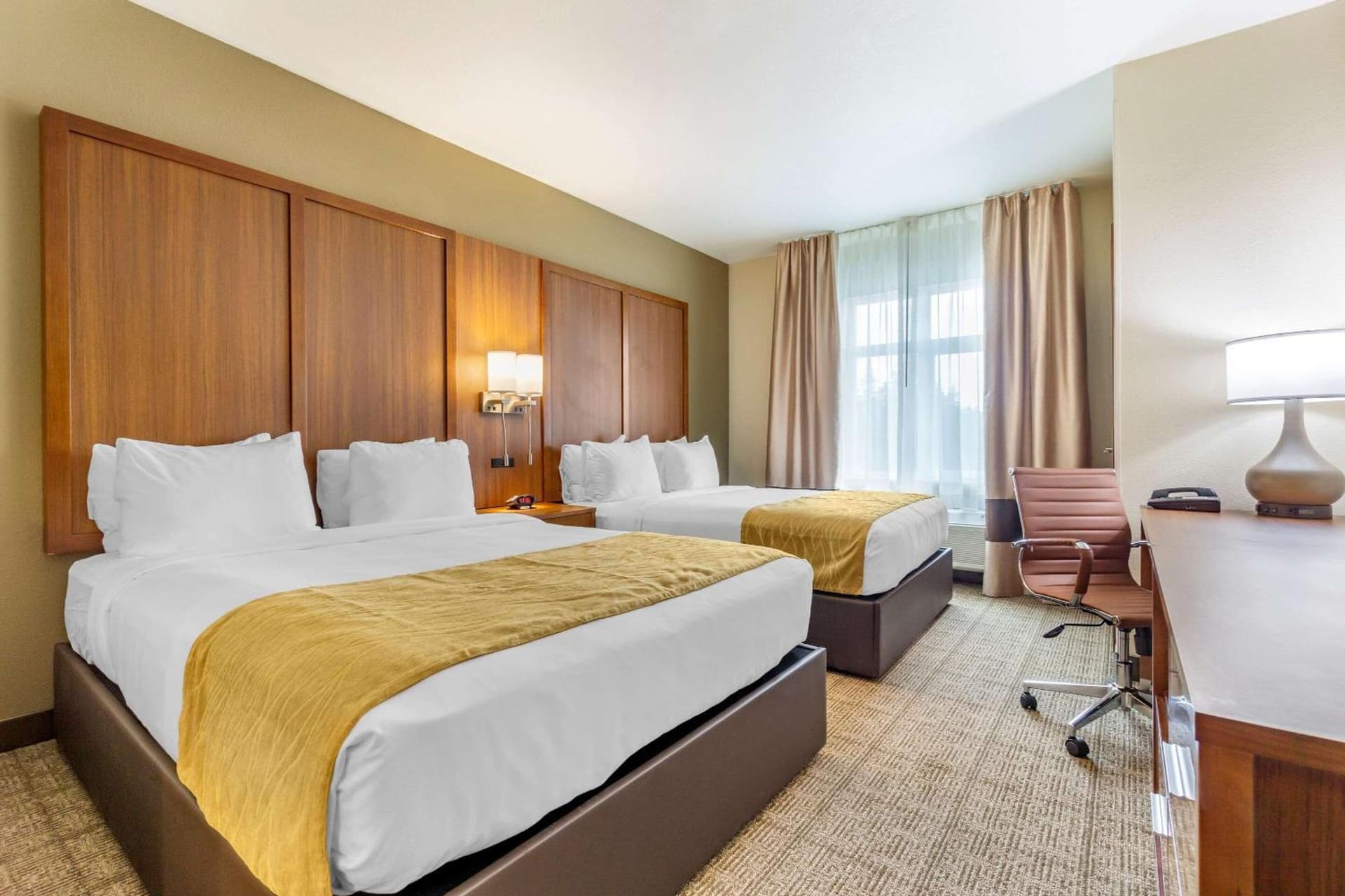 Comfort Inn & Suites Lakewood by JBLM gallery photo in Lakewood, WA — image 30