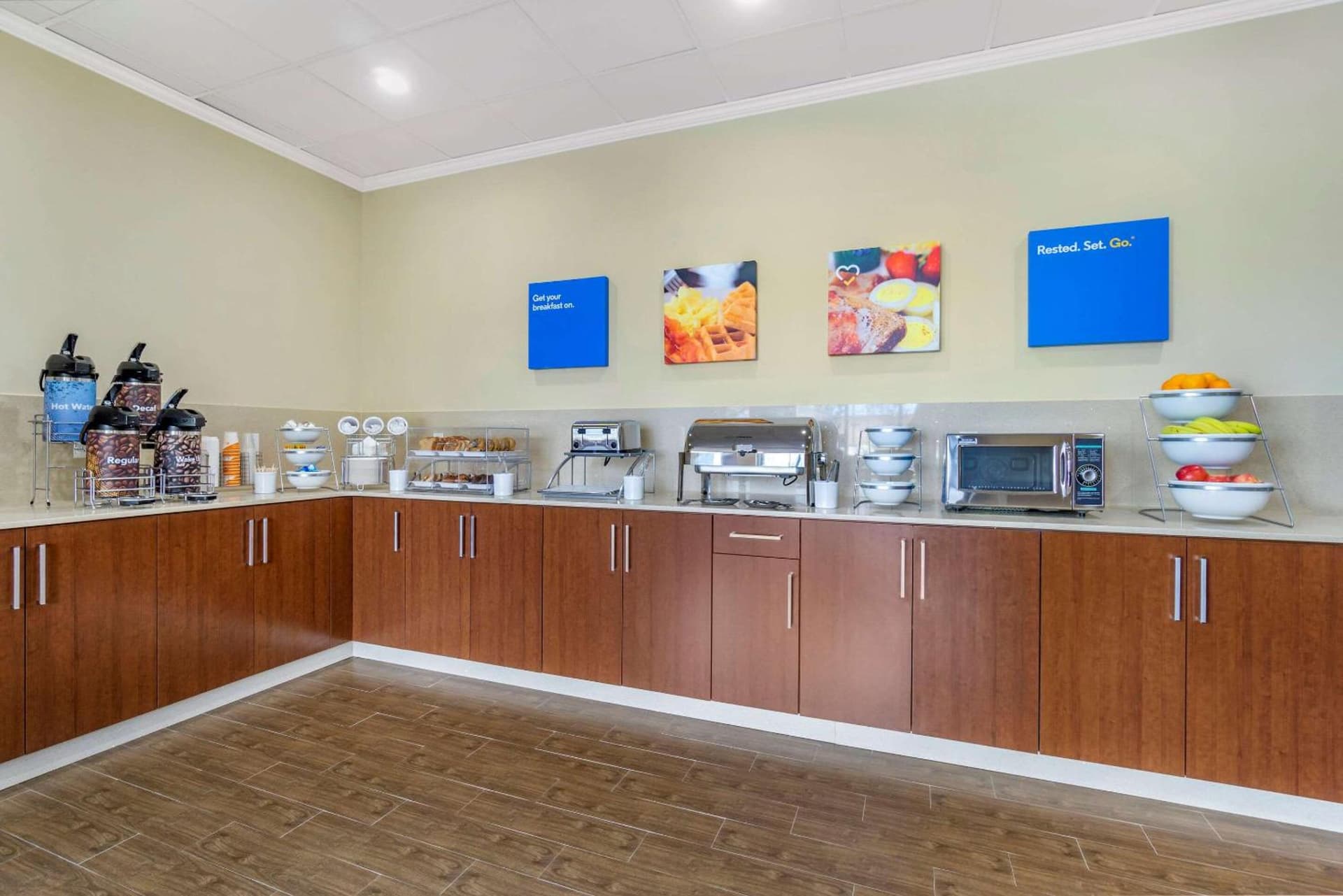 Comfort Inn & Suites Lakewood by JBLM gallery photo in Lakewood, WA — image 15