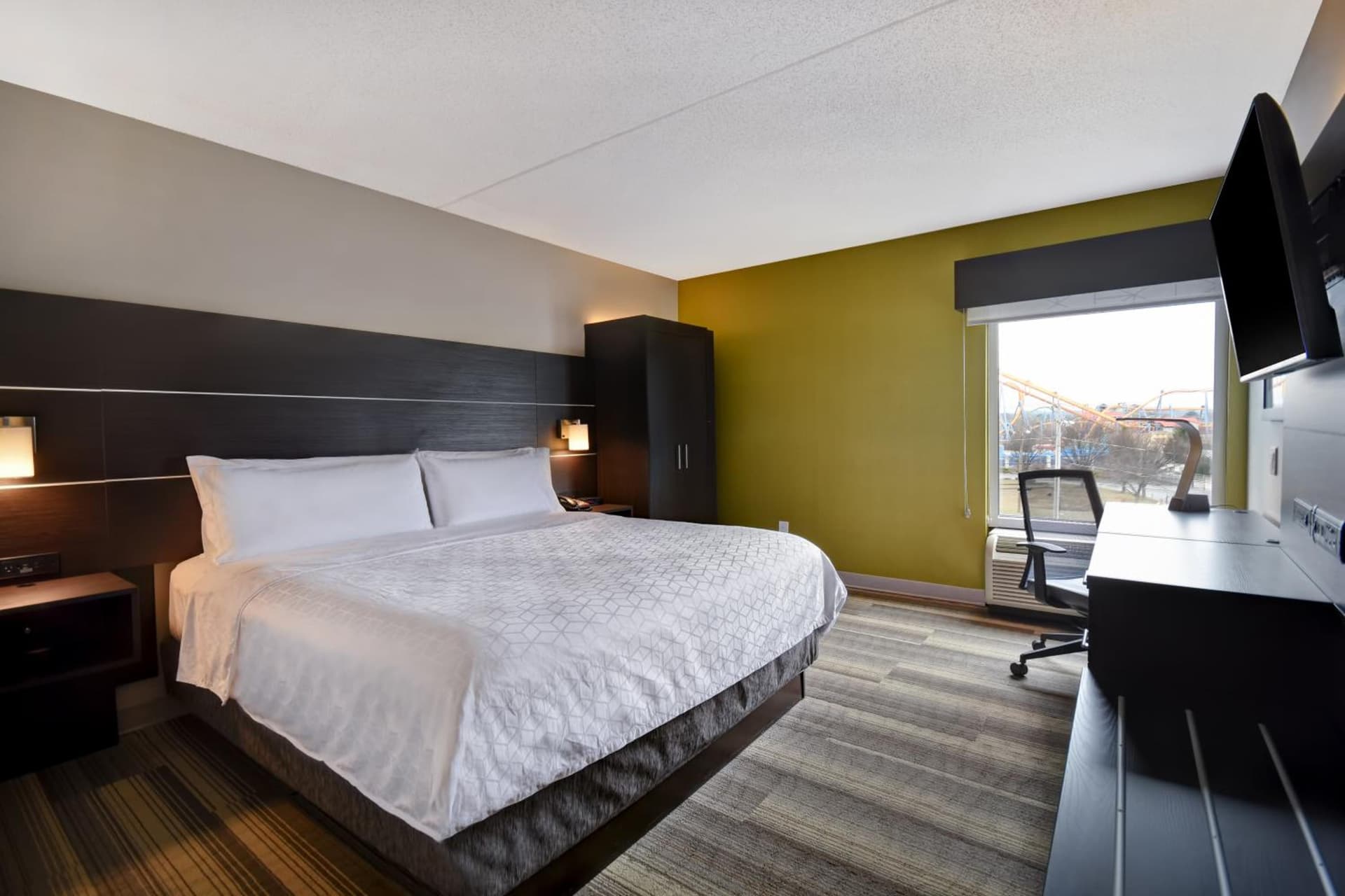 Holiday Inn Express & Suites Allentown-Dorney Park Area by IHG gallery photo in Allentown, PA — image 4
