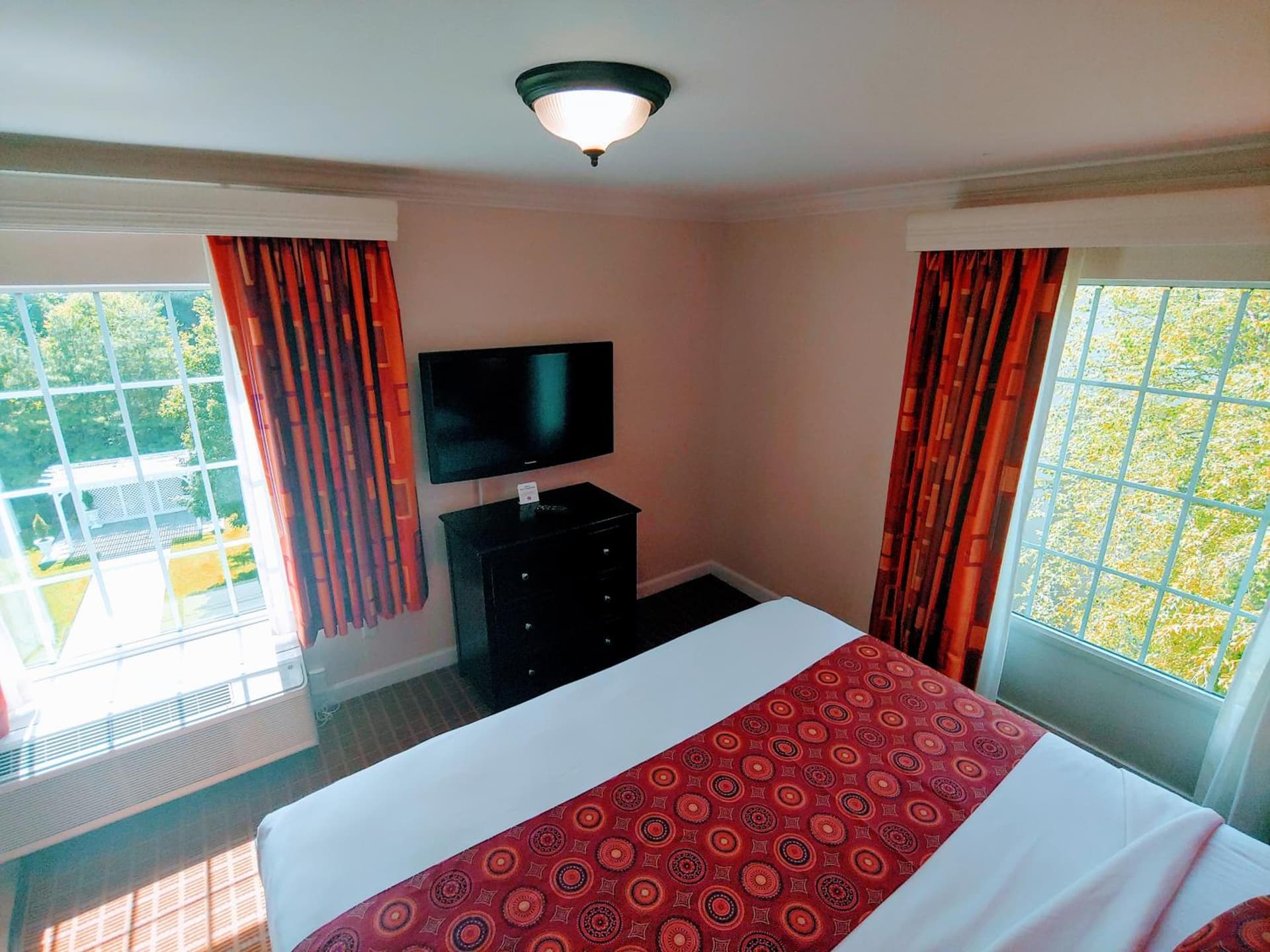 The Wilshire Grand Hotel gallery photo in West Orange, NJ — image 20