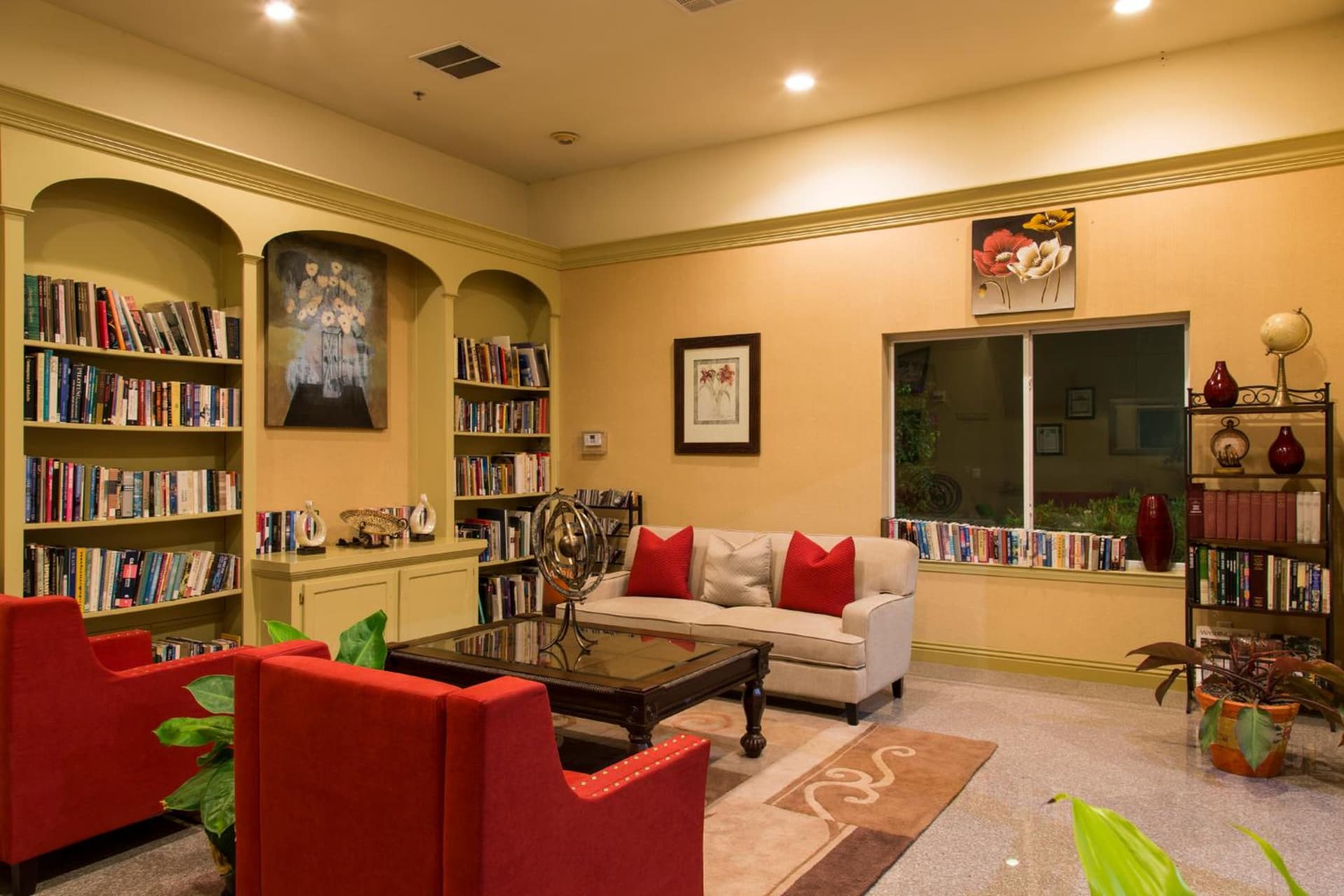 Brawley Inn interior in Brawley, CA — gallery photo 2