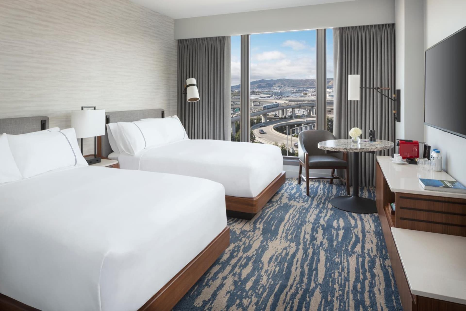 Grand Hyatt at SFO interior in Millbrae, CA — gallery photo 2