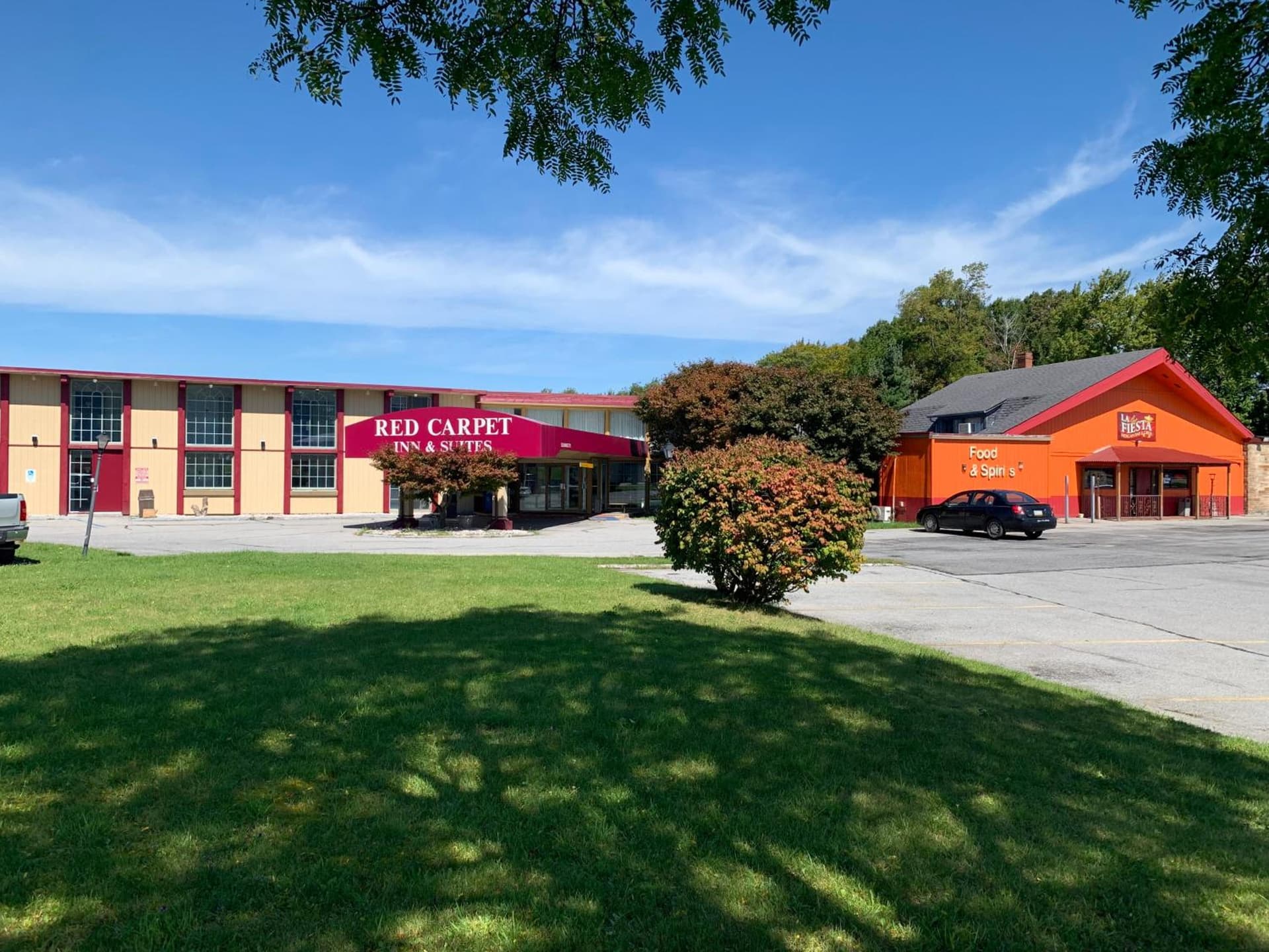 Red Carpet Inn & Suites Ebensburg property views in Ebensburg, PA — gallery photo 3