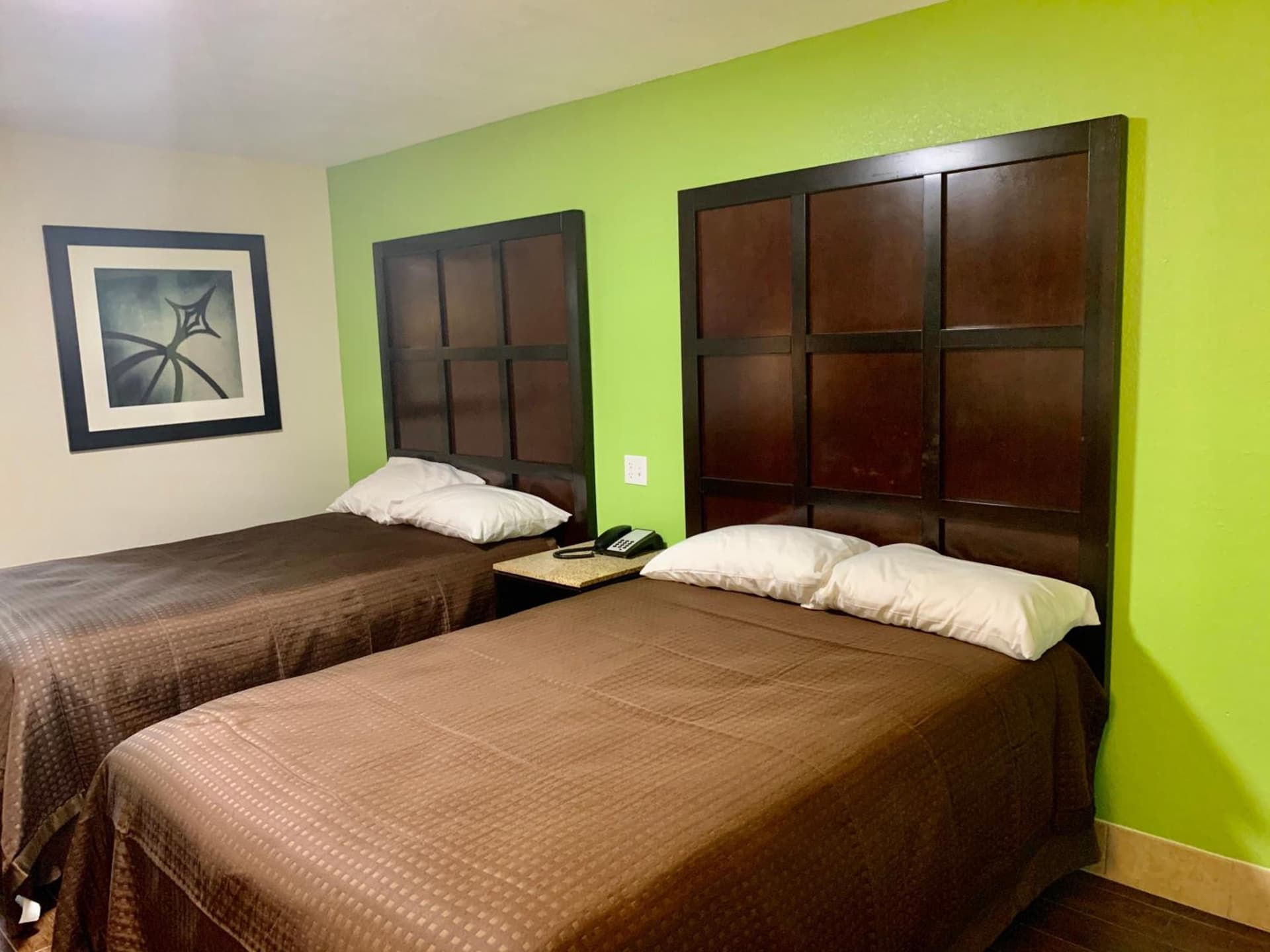 Sunrise Extended Stay Hotel interior in Montgomery, AL — gallery photo 2
