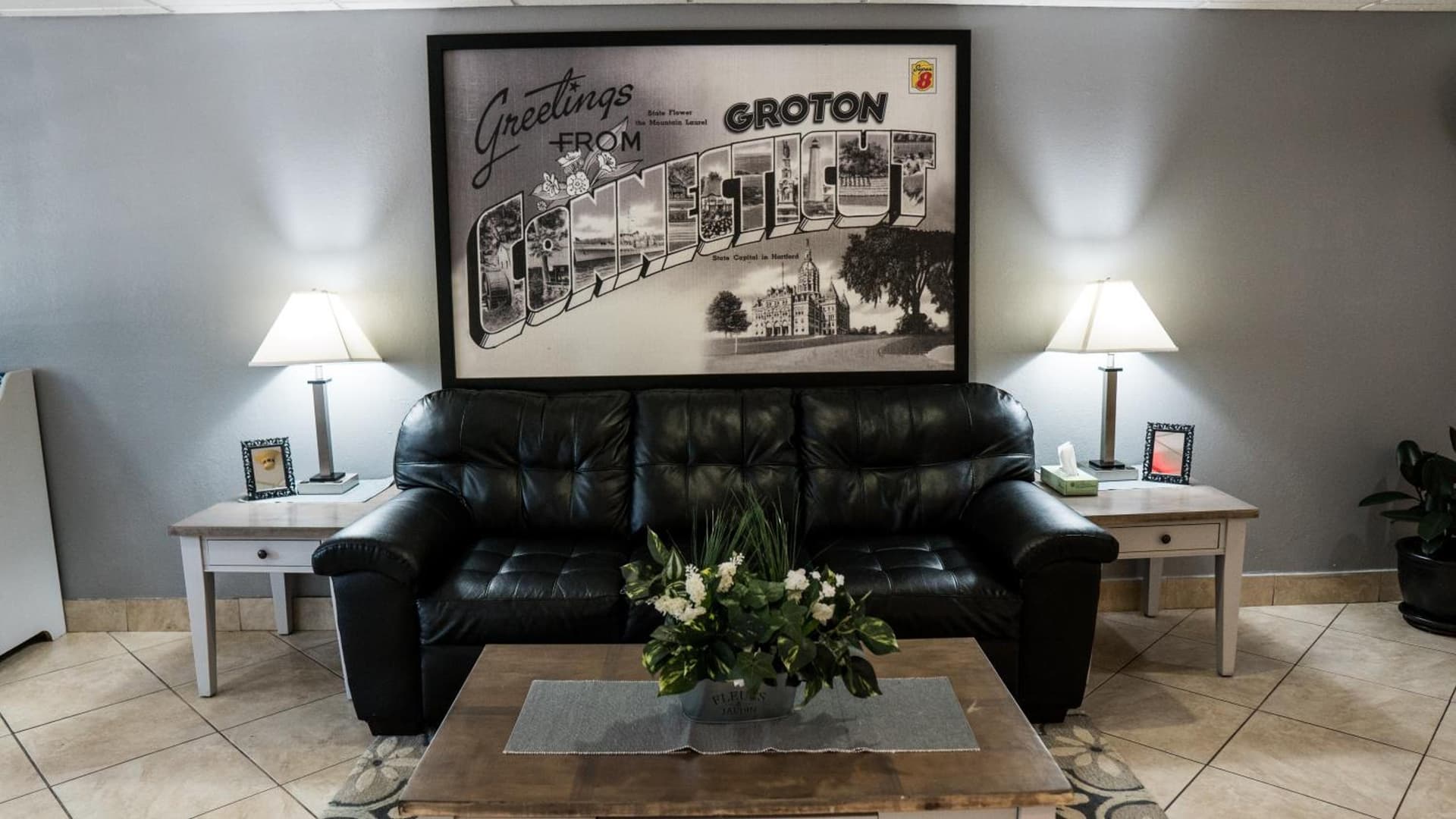 Super 8 by Wyndham Groton interior in Groton, CT — gallery photo 2