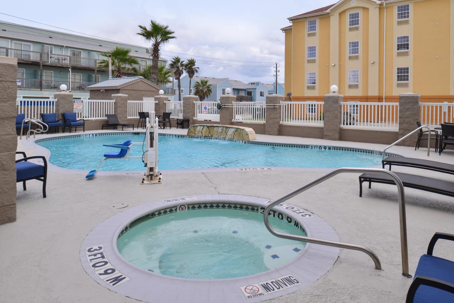 Holiday Inn Express & Suites Corpus Christi-N Padre Island by IHG gallery photo in Corpus Christi, TX — image 10