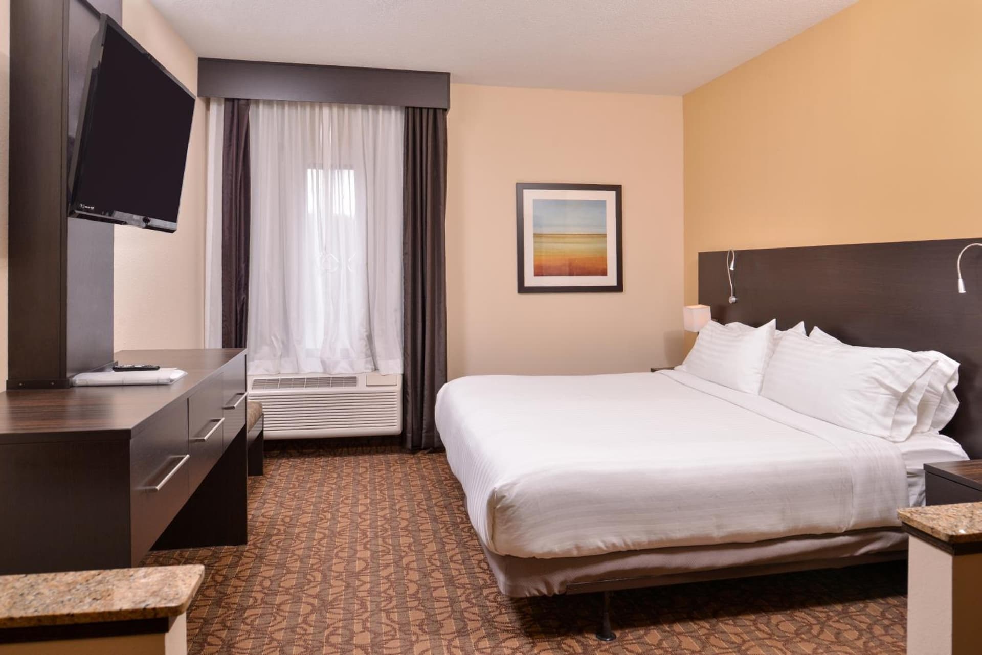 Holiday Inn Express & Suites Topeka West I-70 Wanamaker by IHG gallery photo in Topeka, KS — image 4