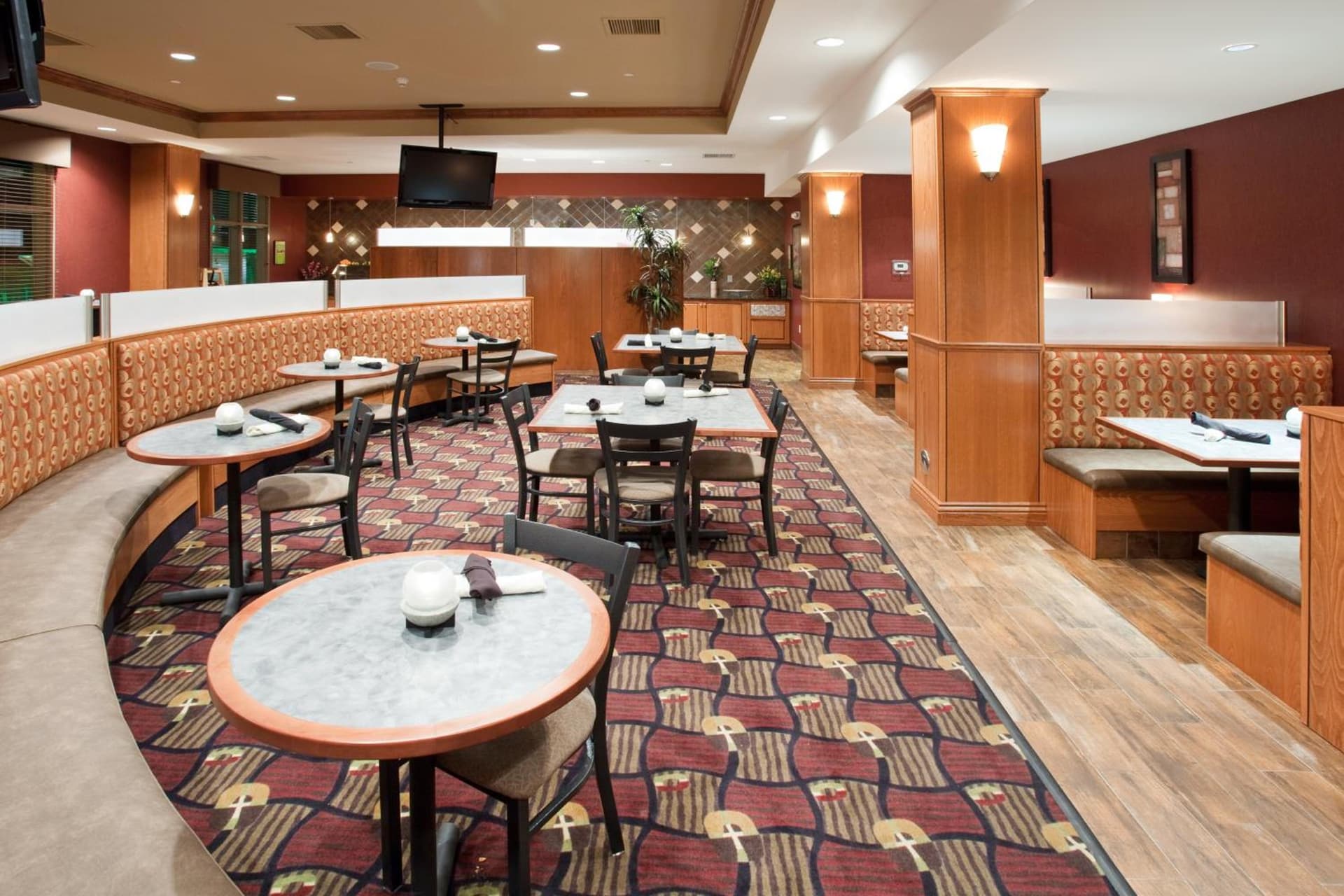 Holiday Inn & Suites Grand Junction-Airport by IHG gallery photo in Grand Junction, CO — image 46