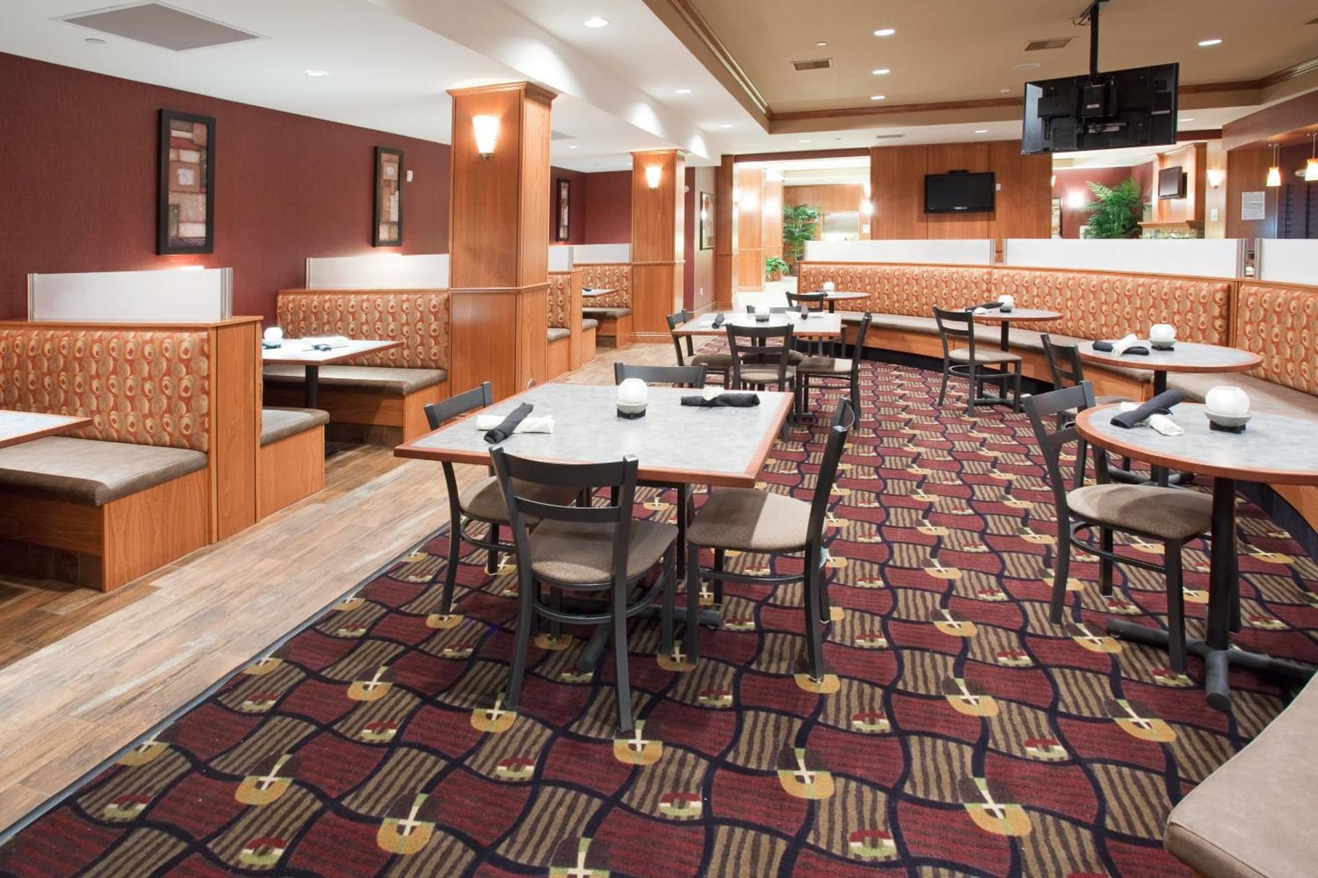 Holiday Inn & Suites Grand Junction-Airport by IHG gallery photo in Grand Junction, CO — image 10