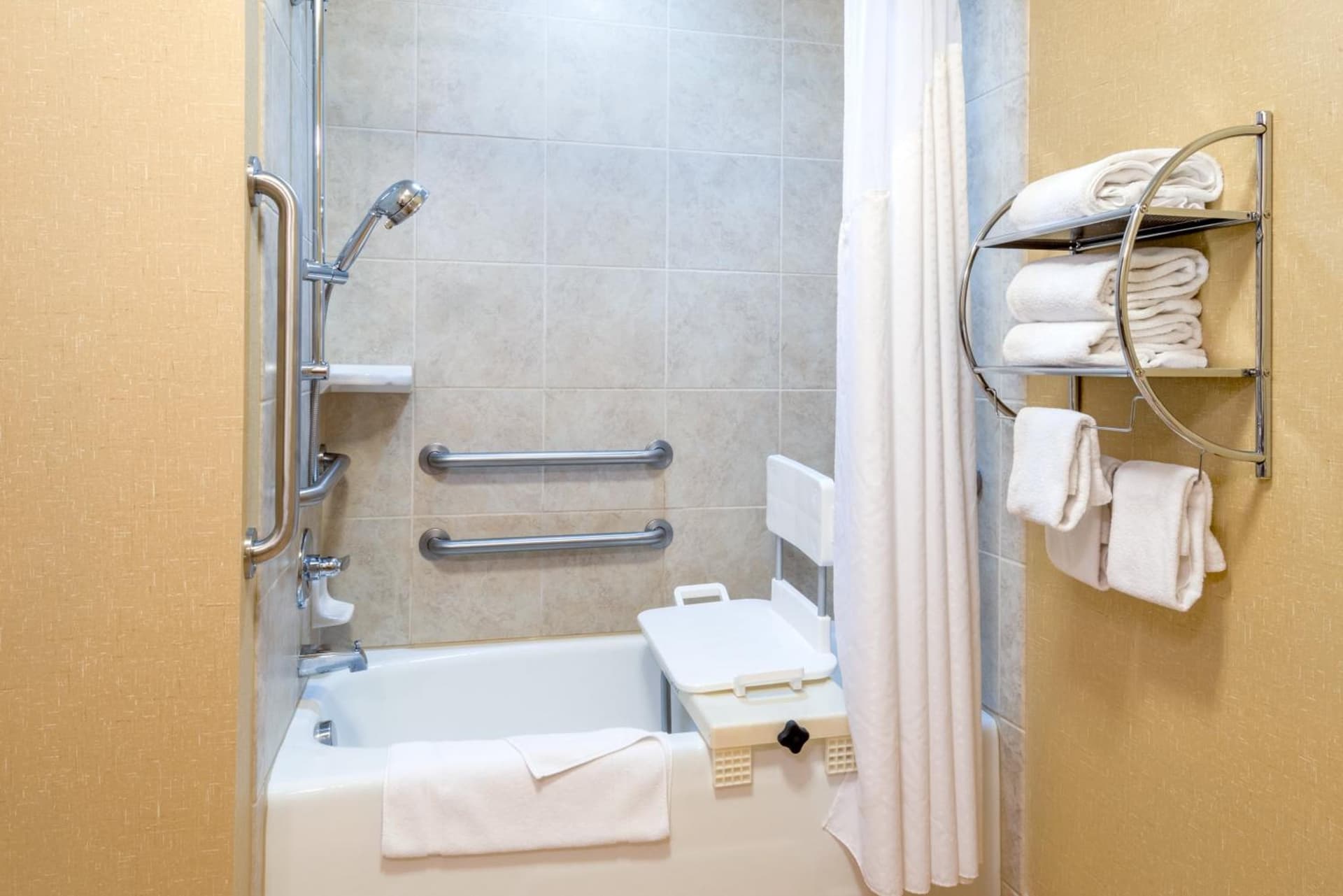 Holiday Inn & Suites Grand Junction-Airport by IHG gallery photo in Grand Junction, CO — image 26