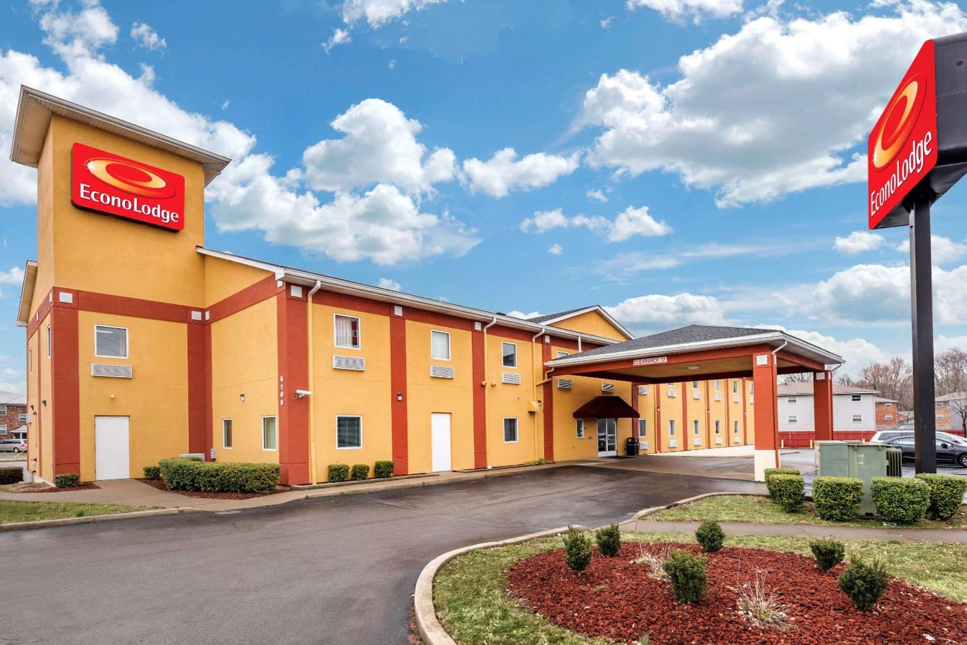 Econo Lodge Louisville Airport featured exterior or lobby in Louisville, KY — similar hotel