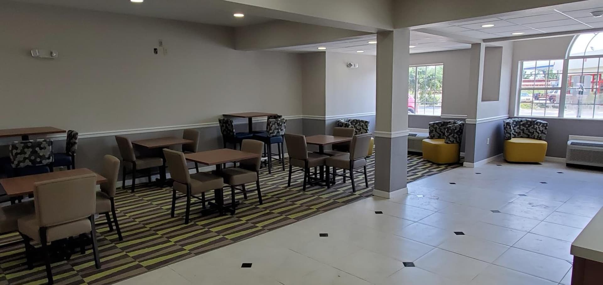 Microtel Inn & Suites by Wyndham Panama City gallery photo in Panama City, FL — image 11
