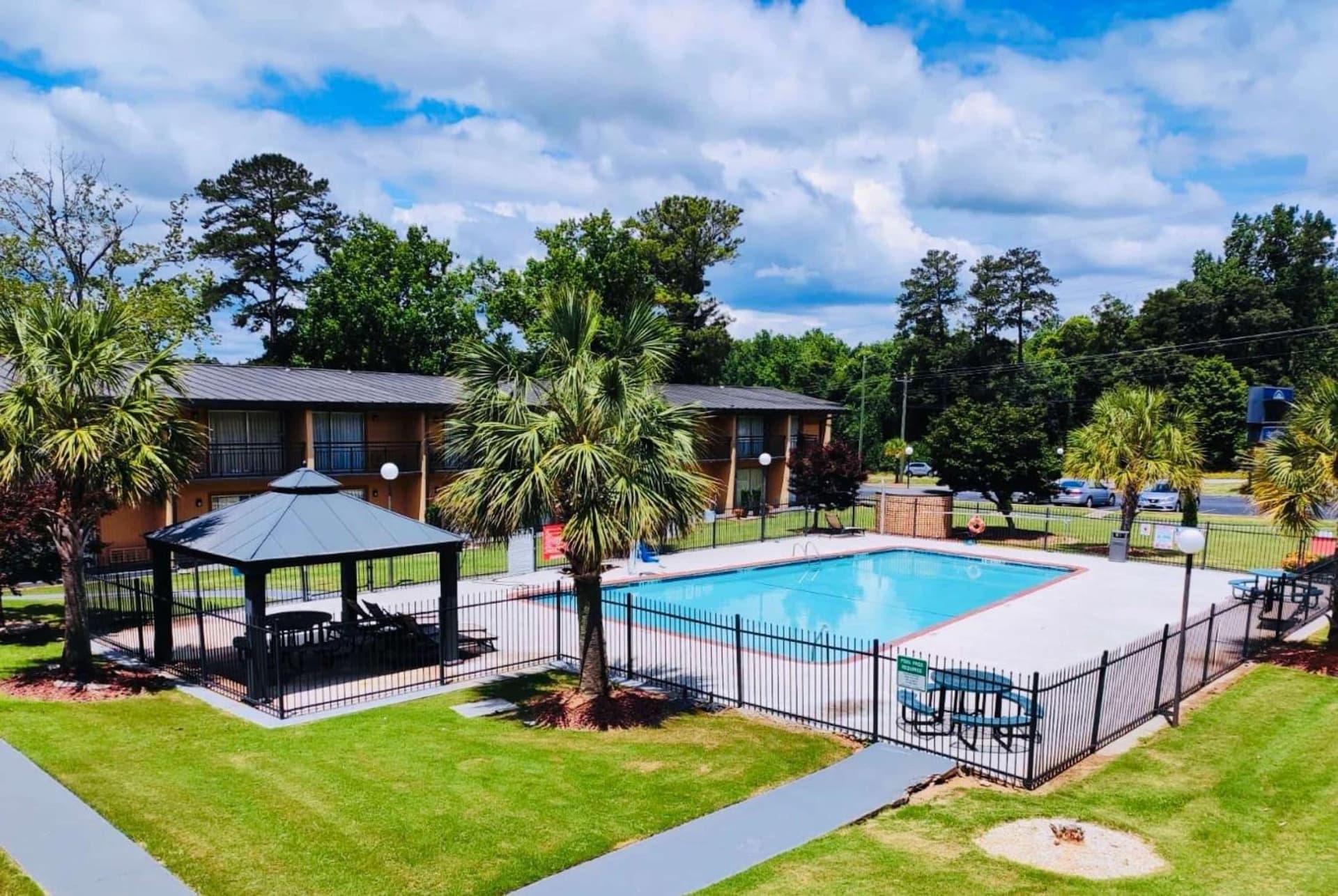 Howard Johnson by Wyndham Athens gallery photo in Athens, GA — image 31