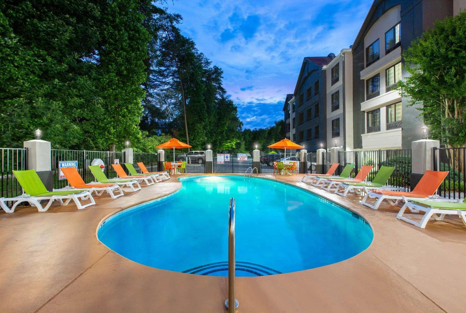 Super 8 by Wyndham Pigeon Forge-Emert St interior in Pigeon Forge, TN — gallery photo 2