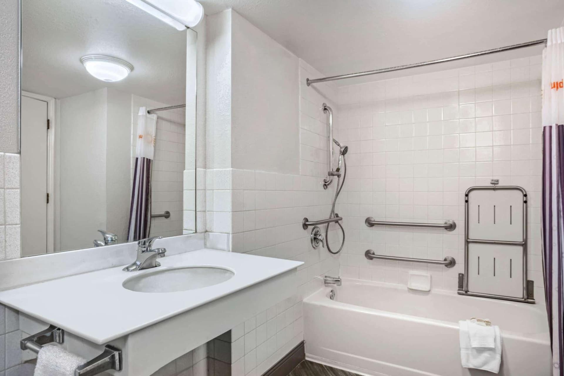 La Quinta Inn by Wyndham Fresno Yosemite gallery photo in Fresno, CA — image 32