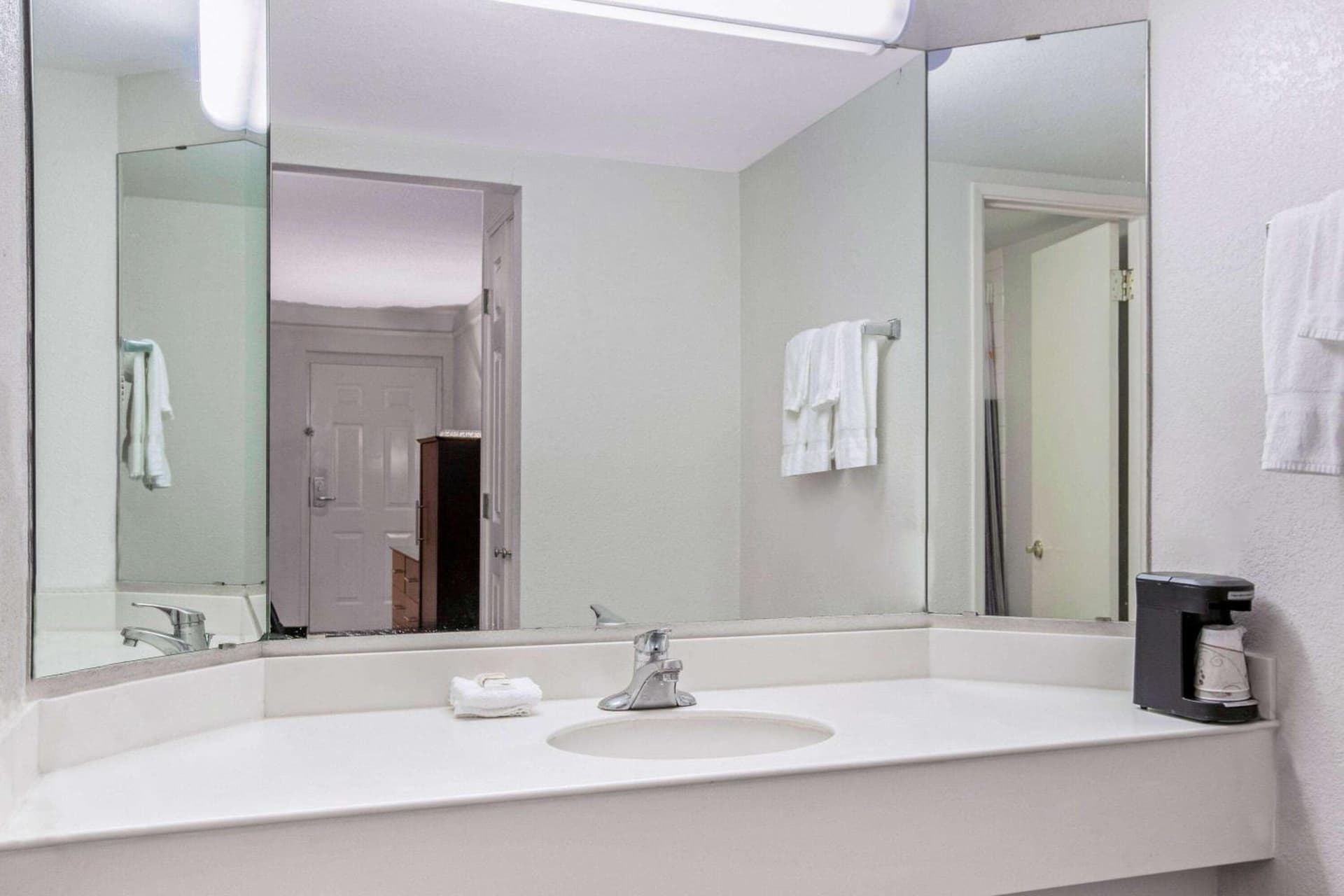 La Quinta Inn by Wyndham Fresno Yosemite gallery photo in Fresno, CA — image 33