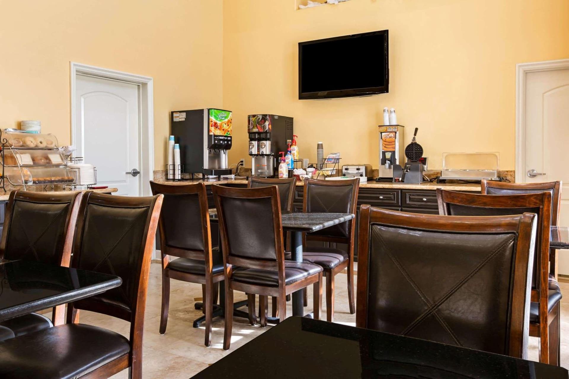 La Quinta by Wyndham Moreno Valley gallery photo in Moreno Valley, CA — image 4